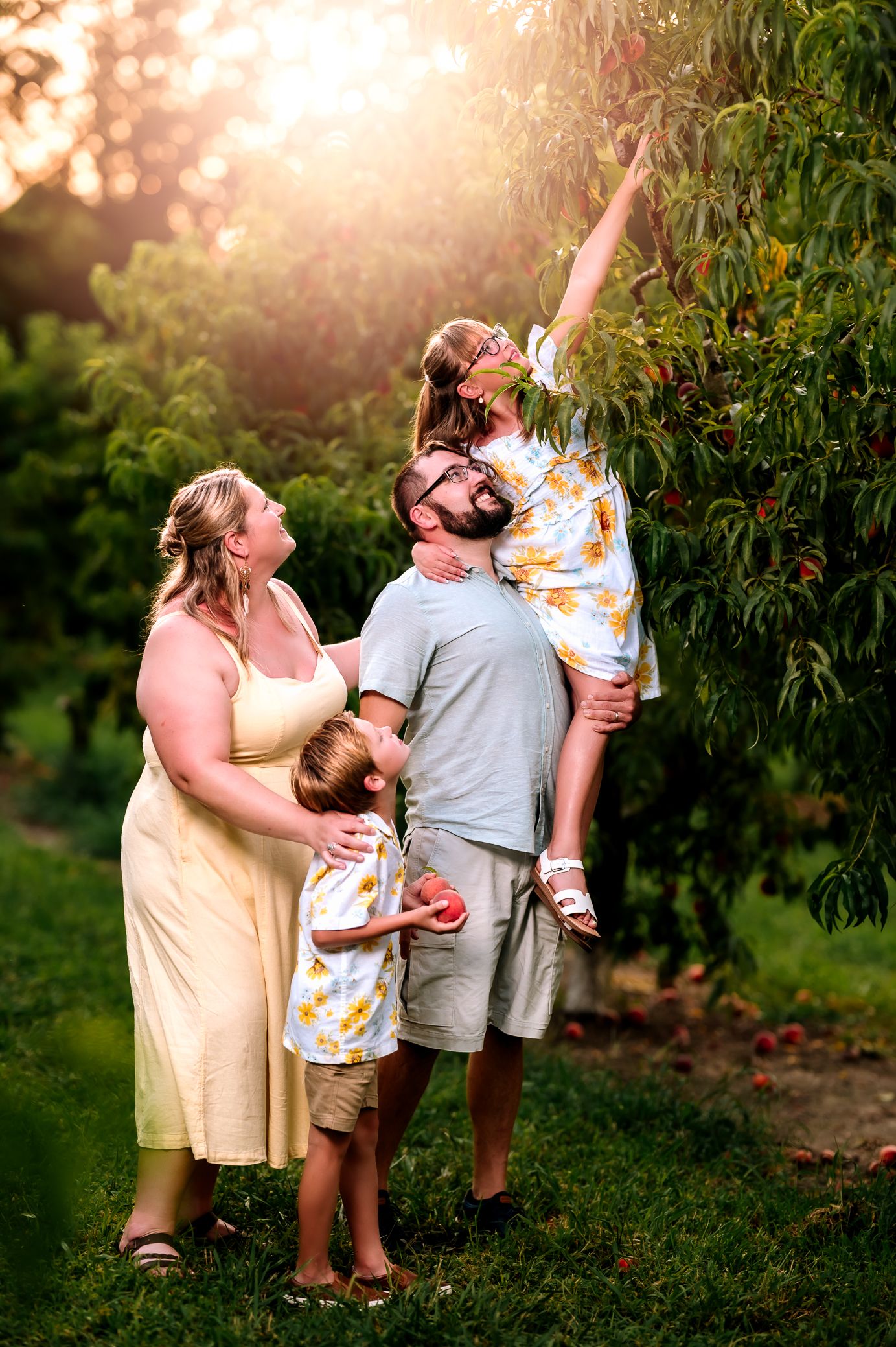 Raleigh family photographer capturing candid, natural family sessions in Raleigh and surrounding areas