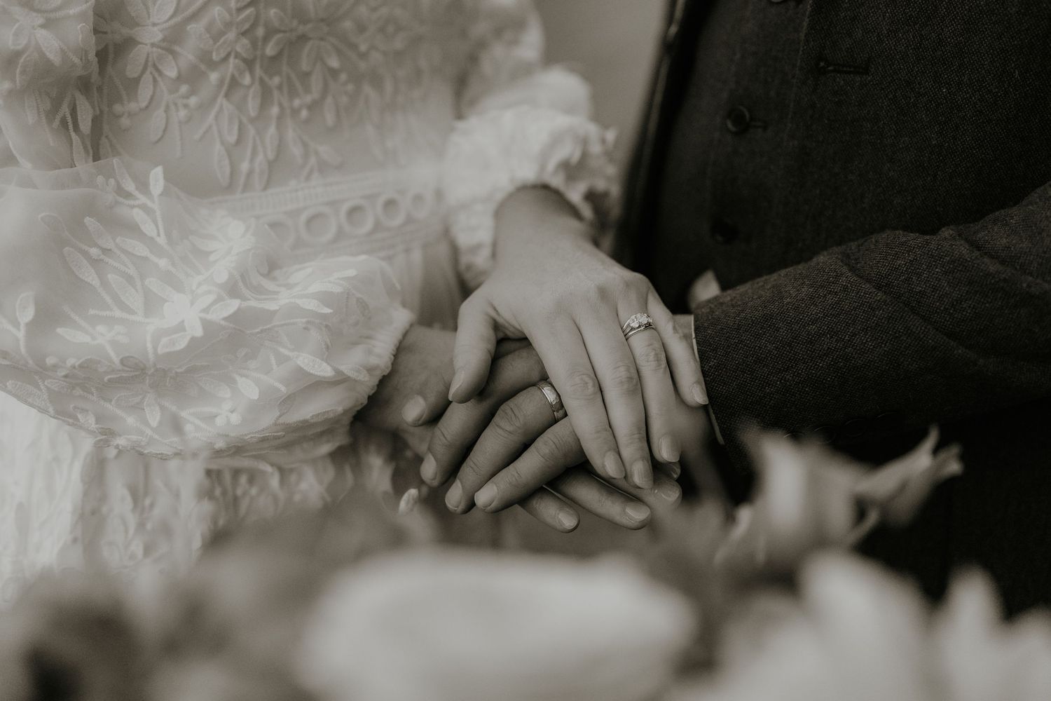 Wedding photographer in Conroe, Willis, Montgomery, the Woodlands, and surrounding areas.