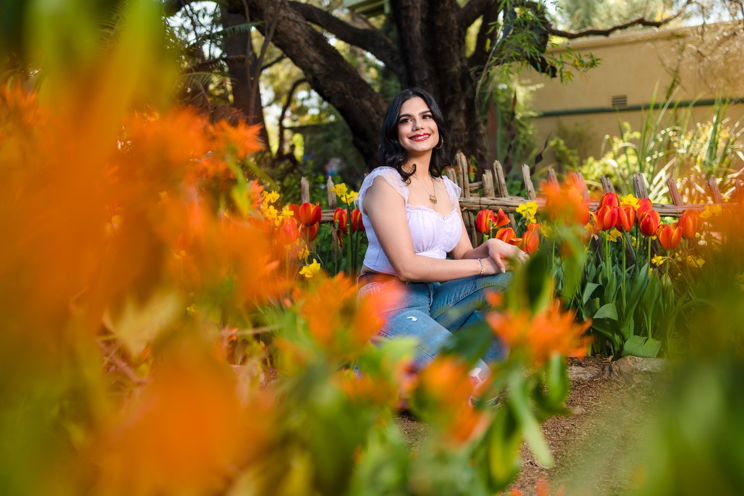 Manuel Ruiz Photography - High School Seniors Photos / College Graduate Photos
