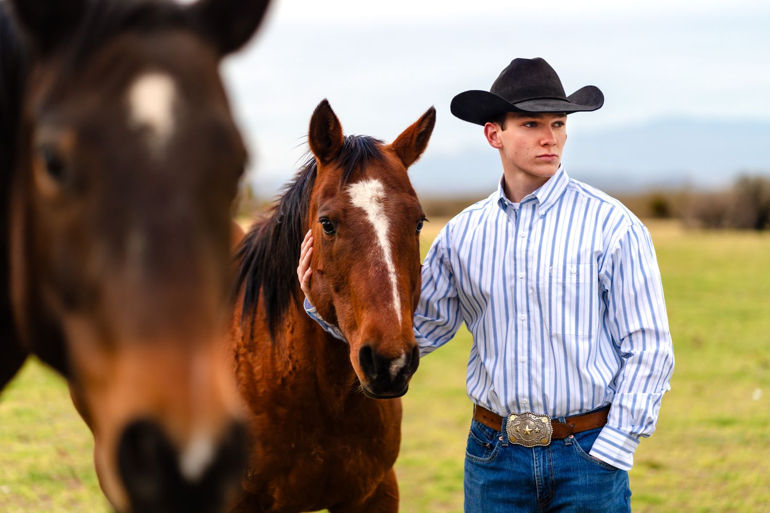 Manuel Ruiz Photography - High School Seniors Photos / College Graduate Photos