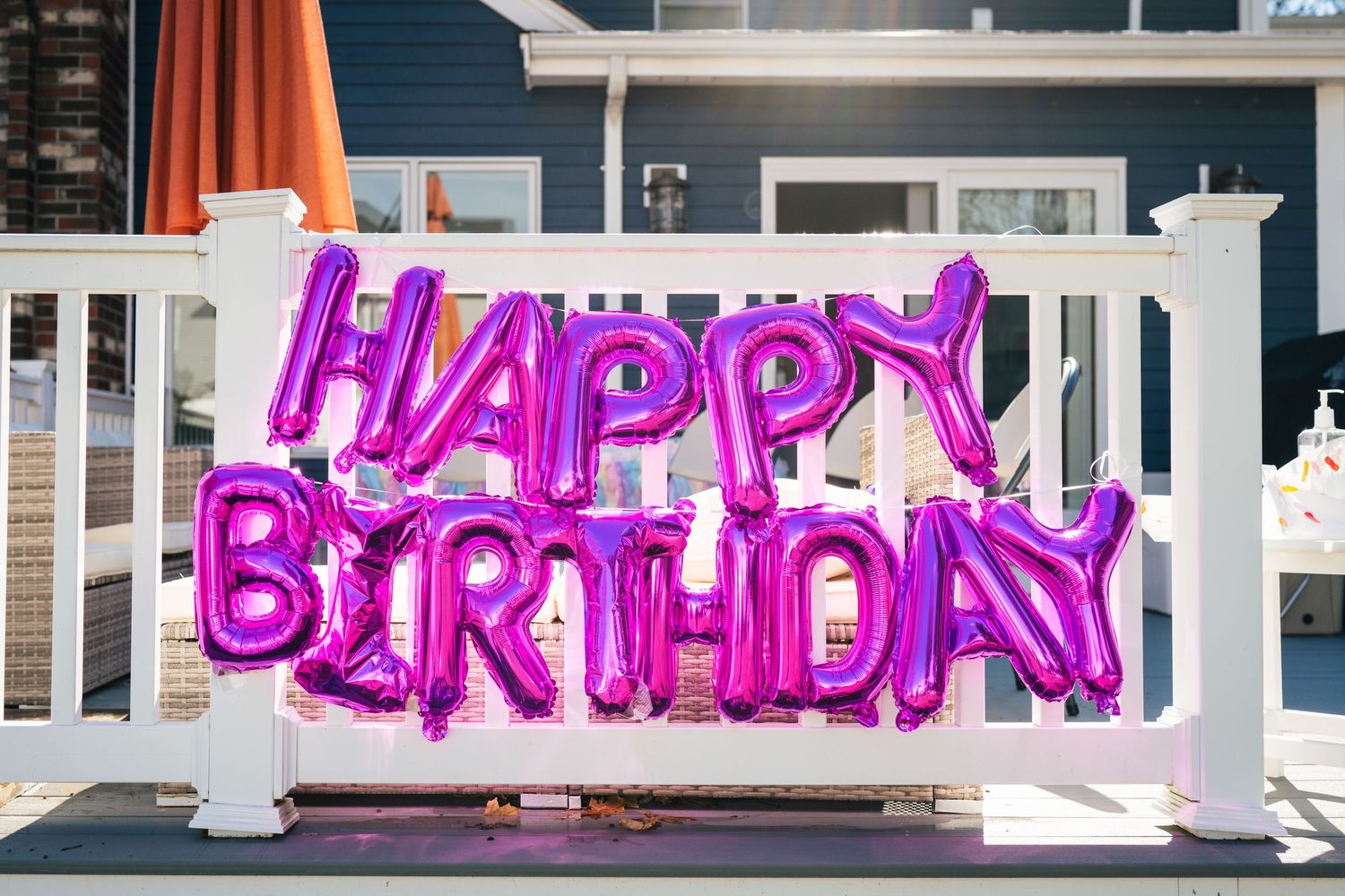 Happy birthday balloon sign