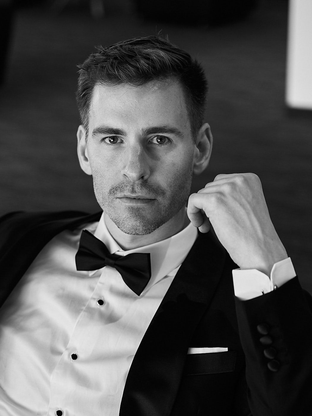 Groom getting ready at a stylish Riga wedding