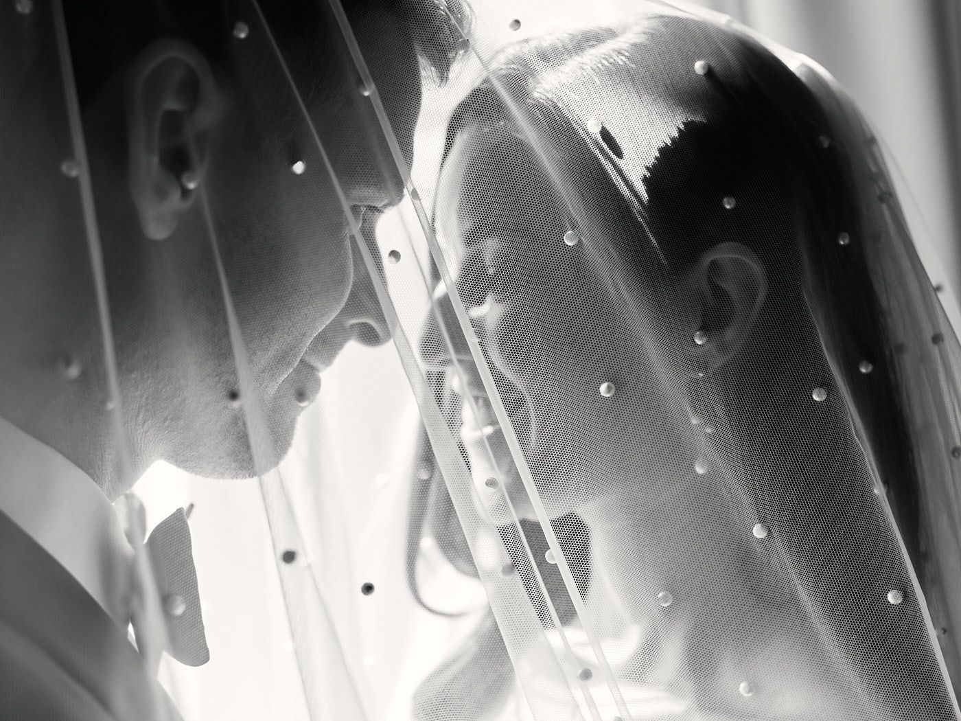 Modern couple portraits at a Riga hotel wedding
