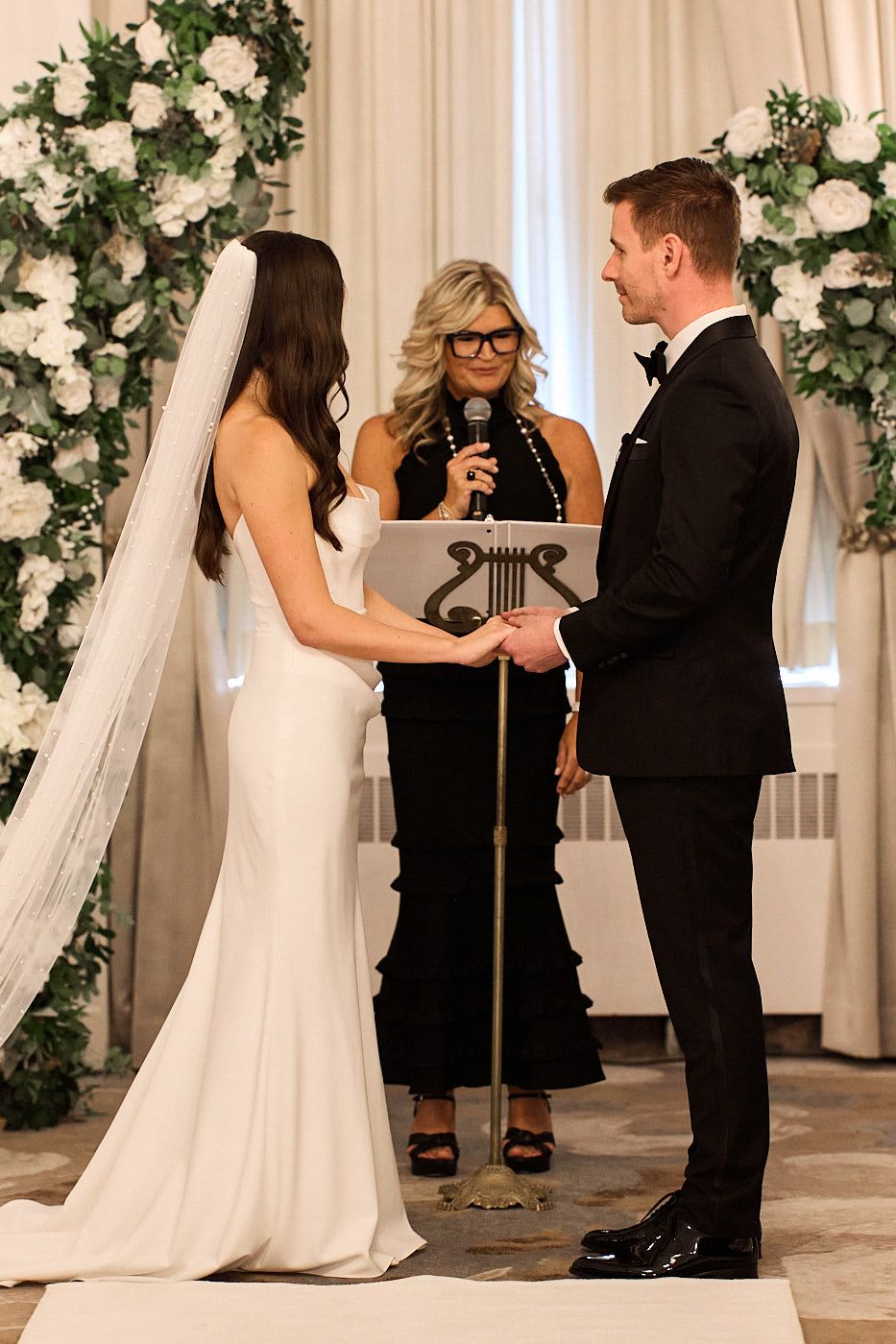 Modern wedding ceremony photographed in Riga