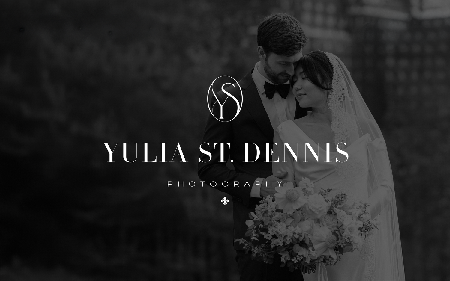 Yulia St. Dennis Photography Logo