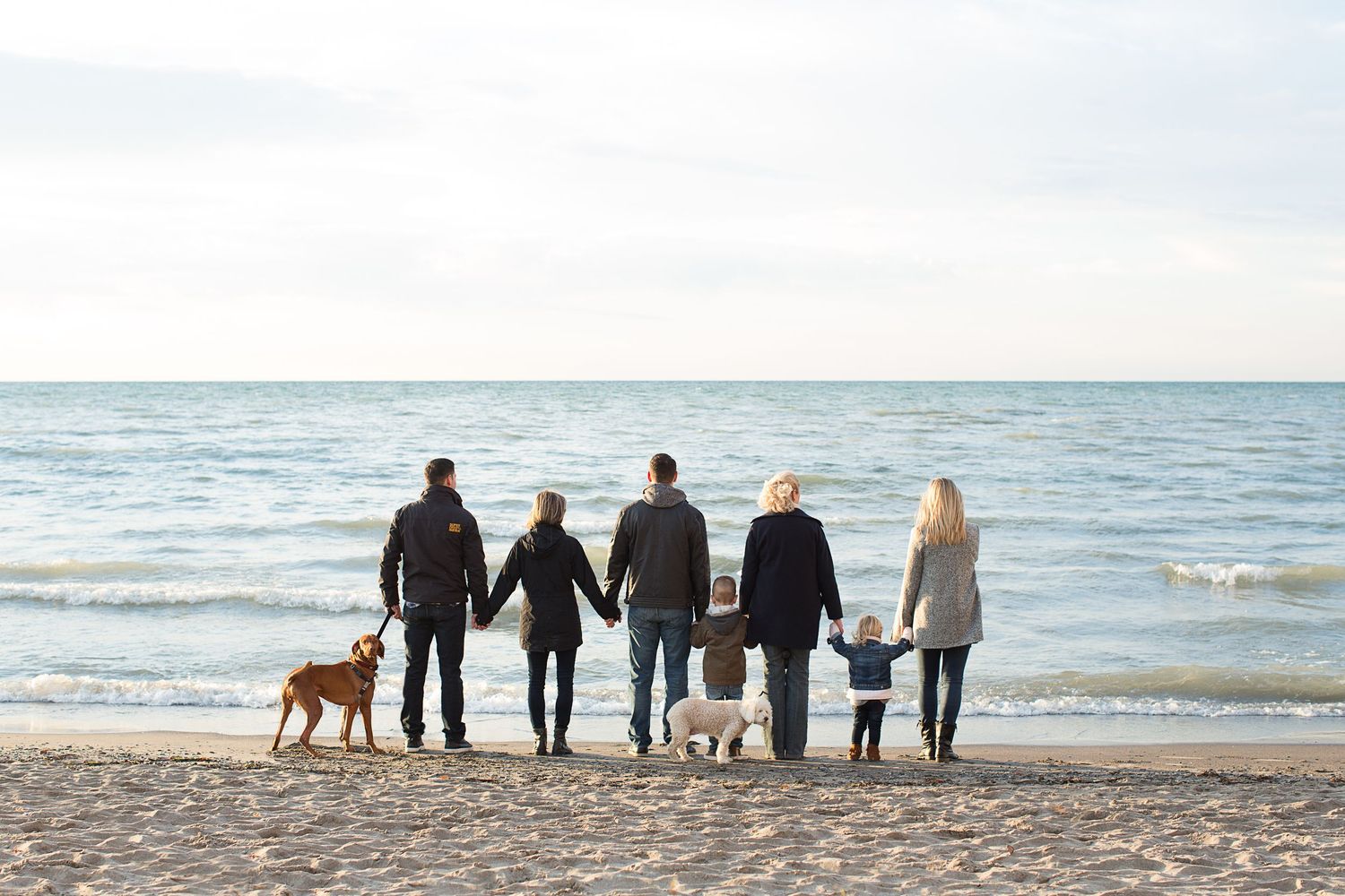 Family photoshoot at Bluffers Park, Toronto.