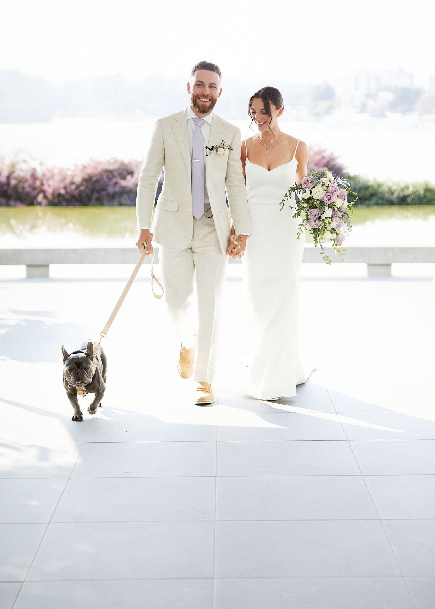 Wedding ceremony image in Victoria, B.C.