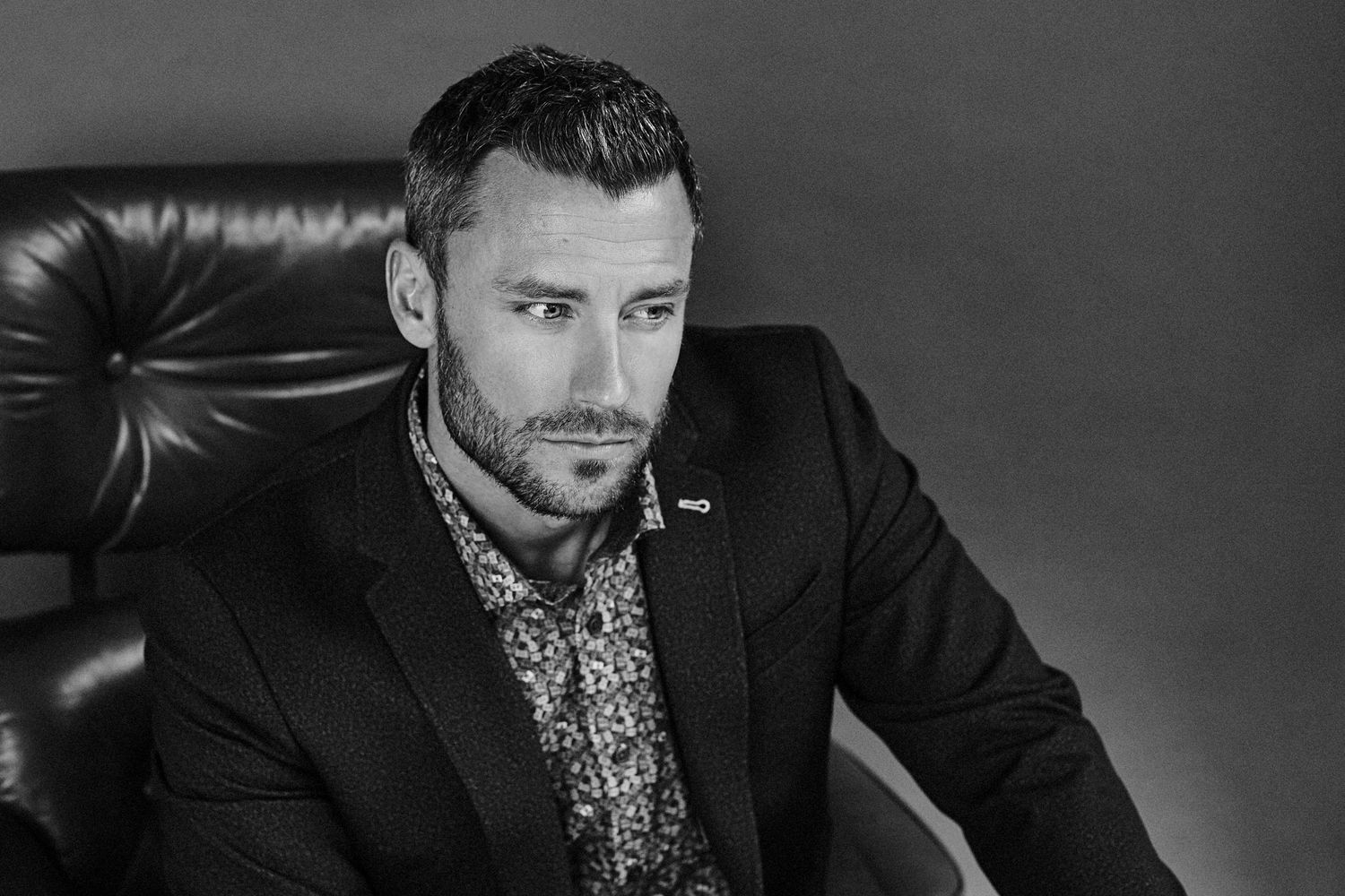Studio portrait of a business man.