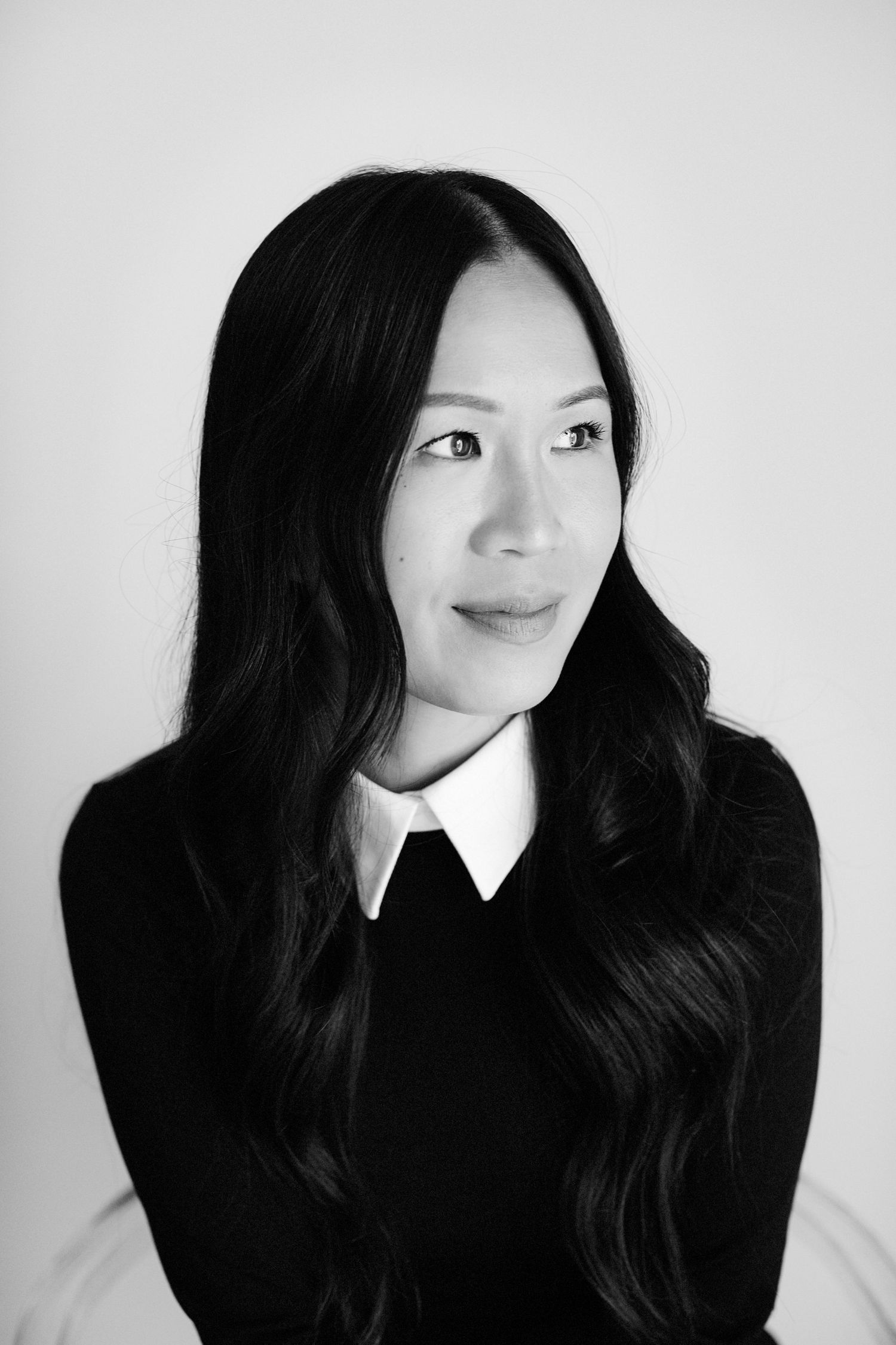 Portrait of a hairdresser for her social media and website.