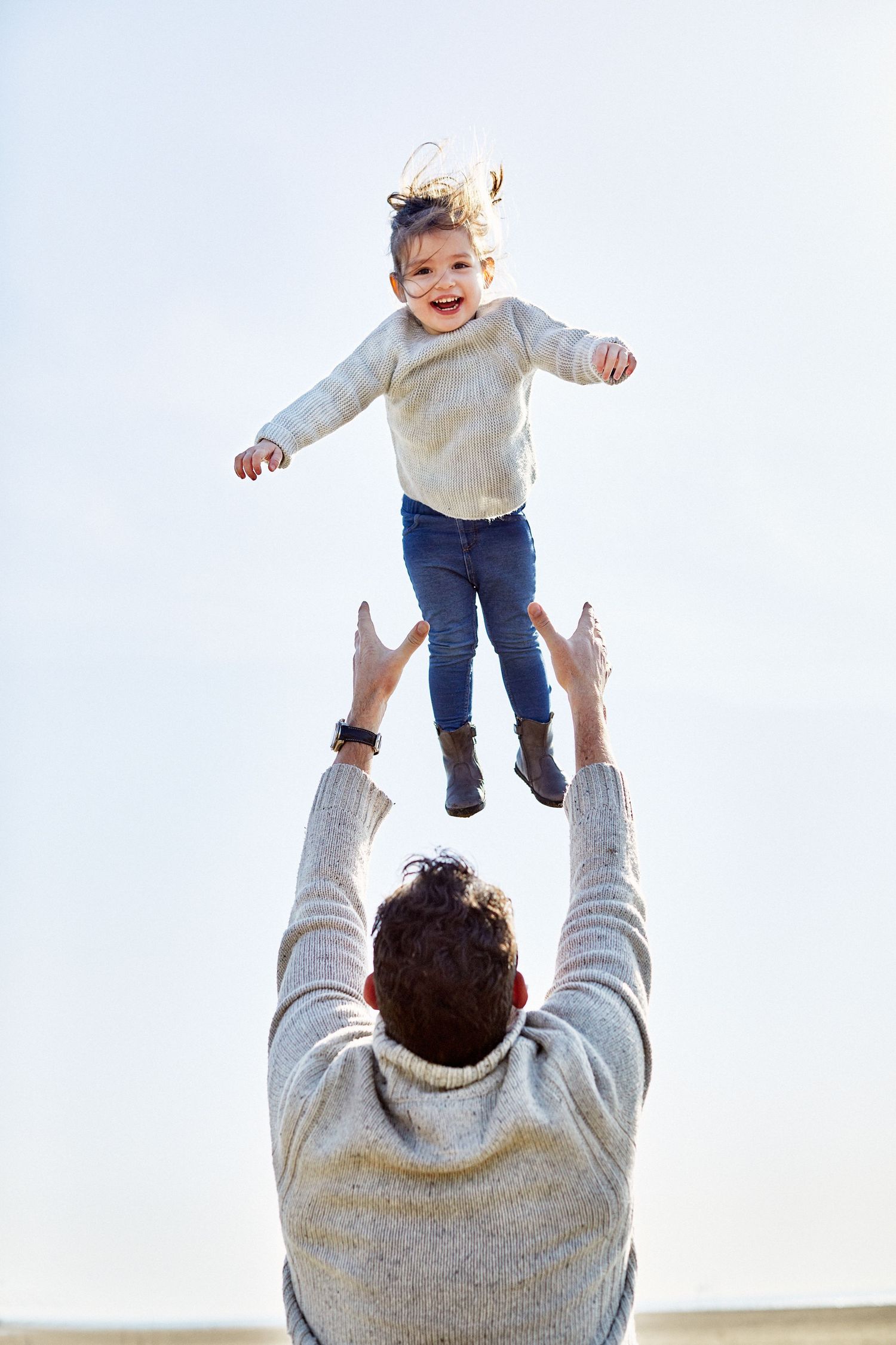 Family outdoor photoshoot.
