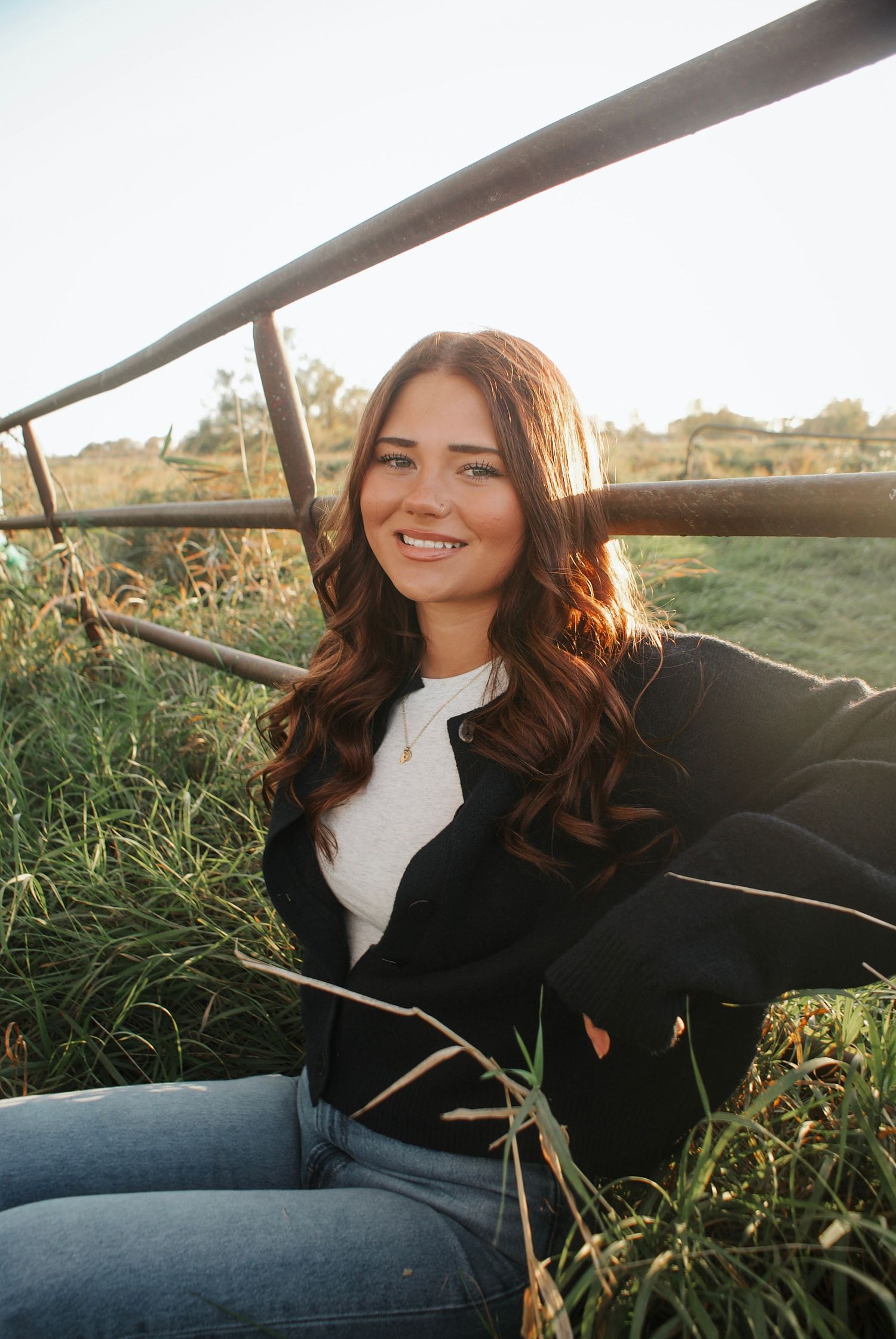 farm senior picture