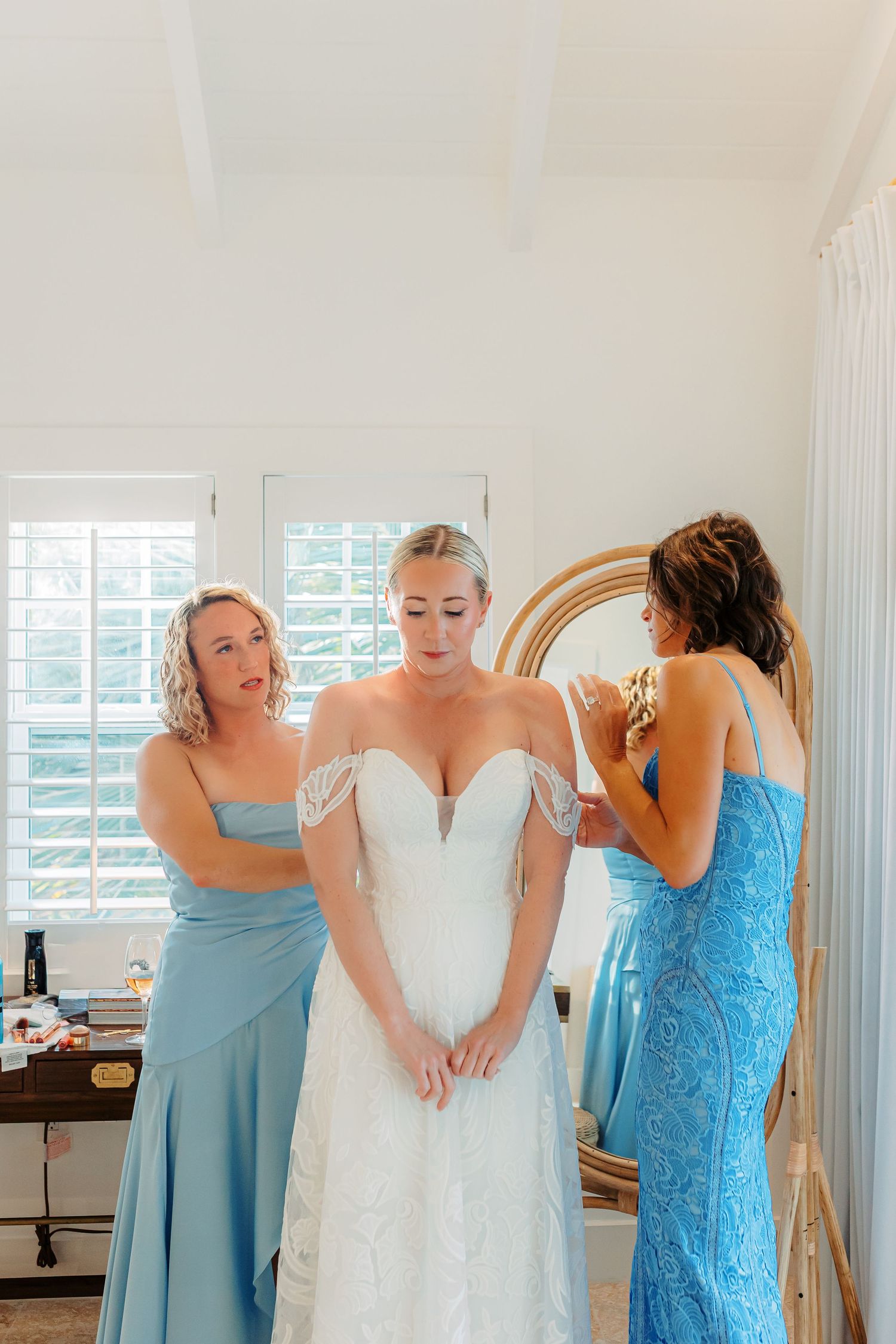 Eleuthera bahamas destination wedding photographer capturing beautiful image in the bahamas and all islands like abaco Nassau Freeport exuma