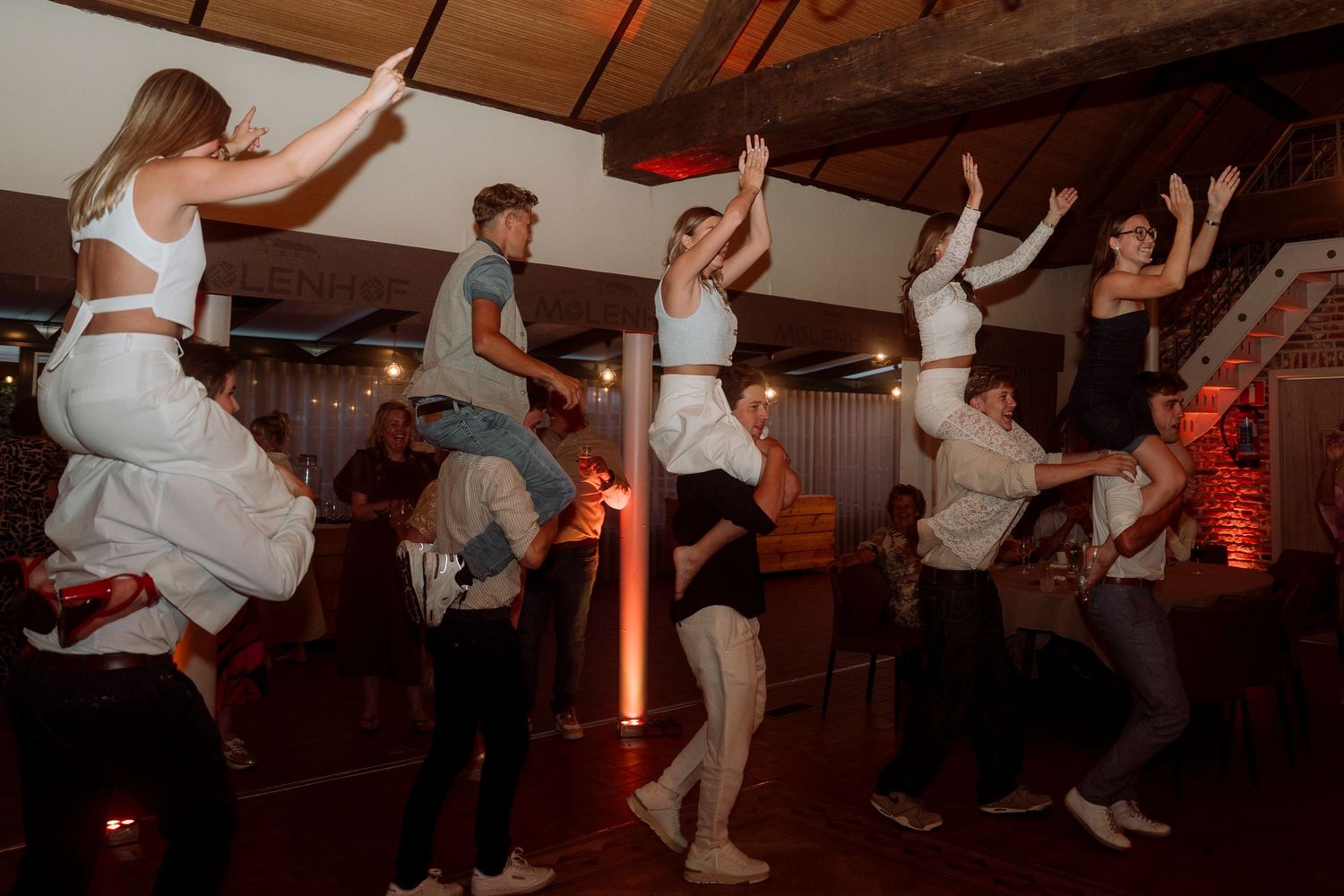 Avondfeest