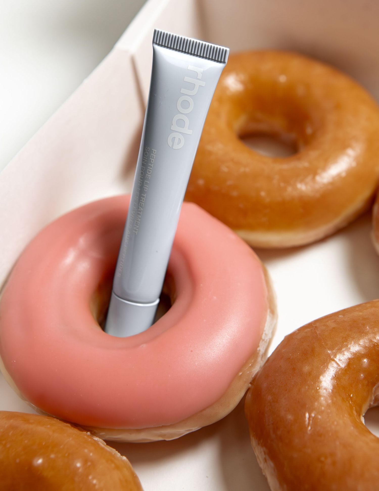 Cinematic food and product photography created for Glazed, a Toronto capstone project exploring sensory marketing, consumer psychology, and
