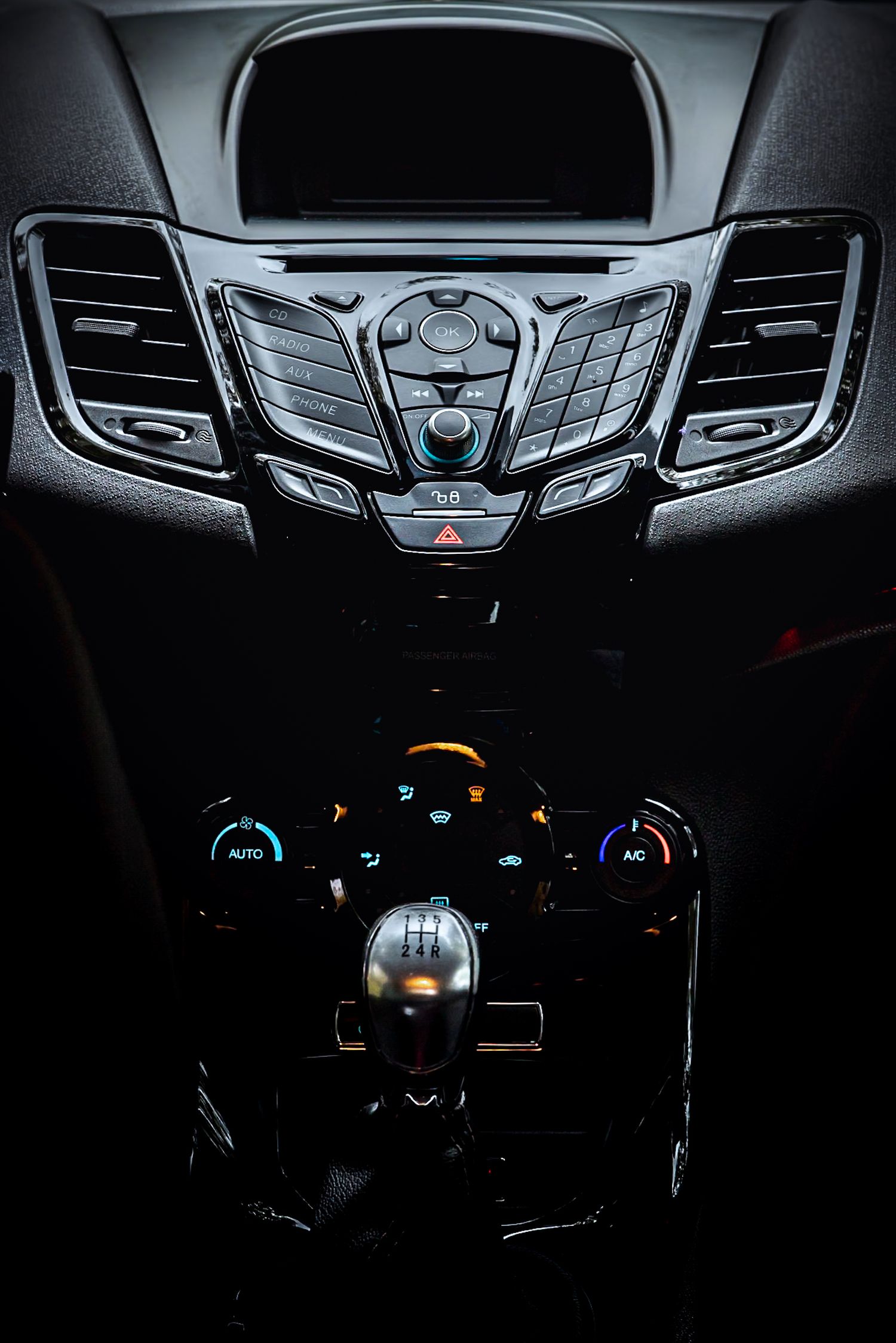 Ford Fiesta középkonzol