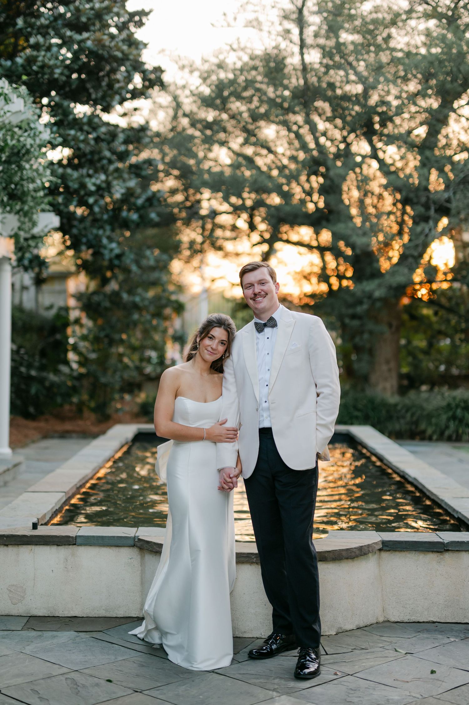 William Aiken House wedding photos from a top Charleston wedding photographer. See more timeless and candid wedding photos William Aiken