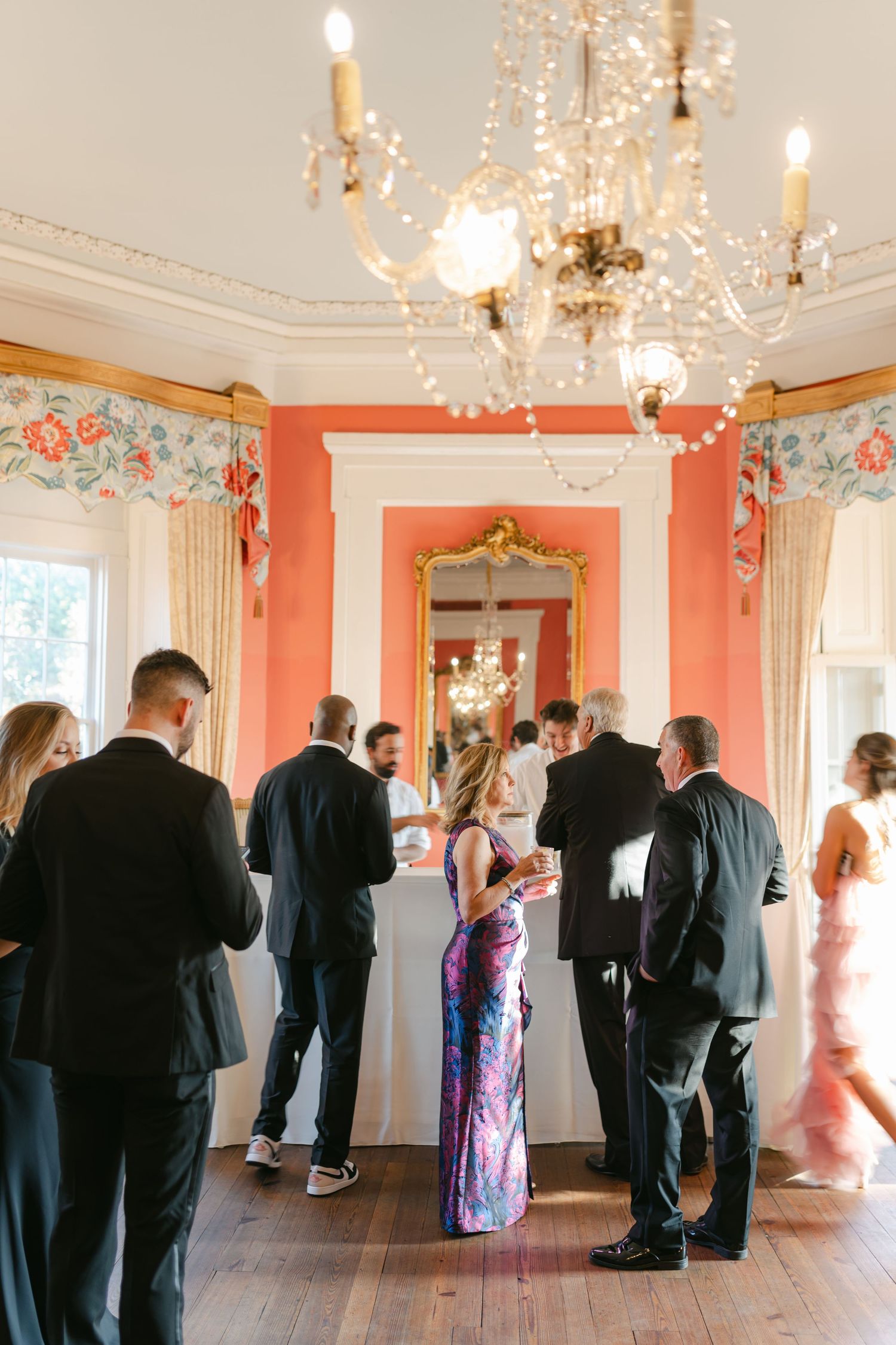 William Aiken House wedding photos from a top Charleston wedding photographer. See more timeless and candid wedding photos William Aiken
