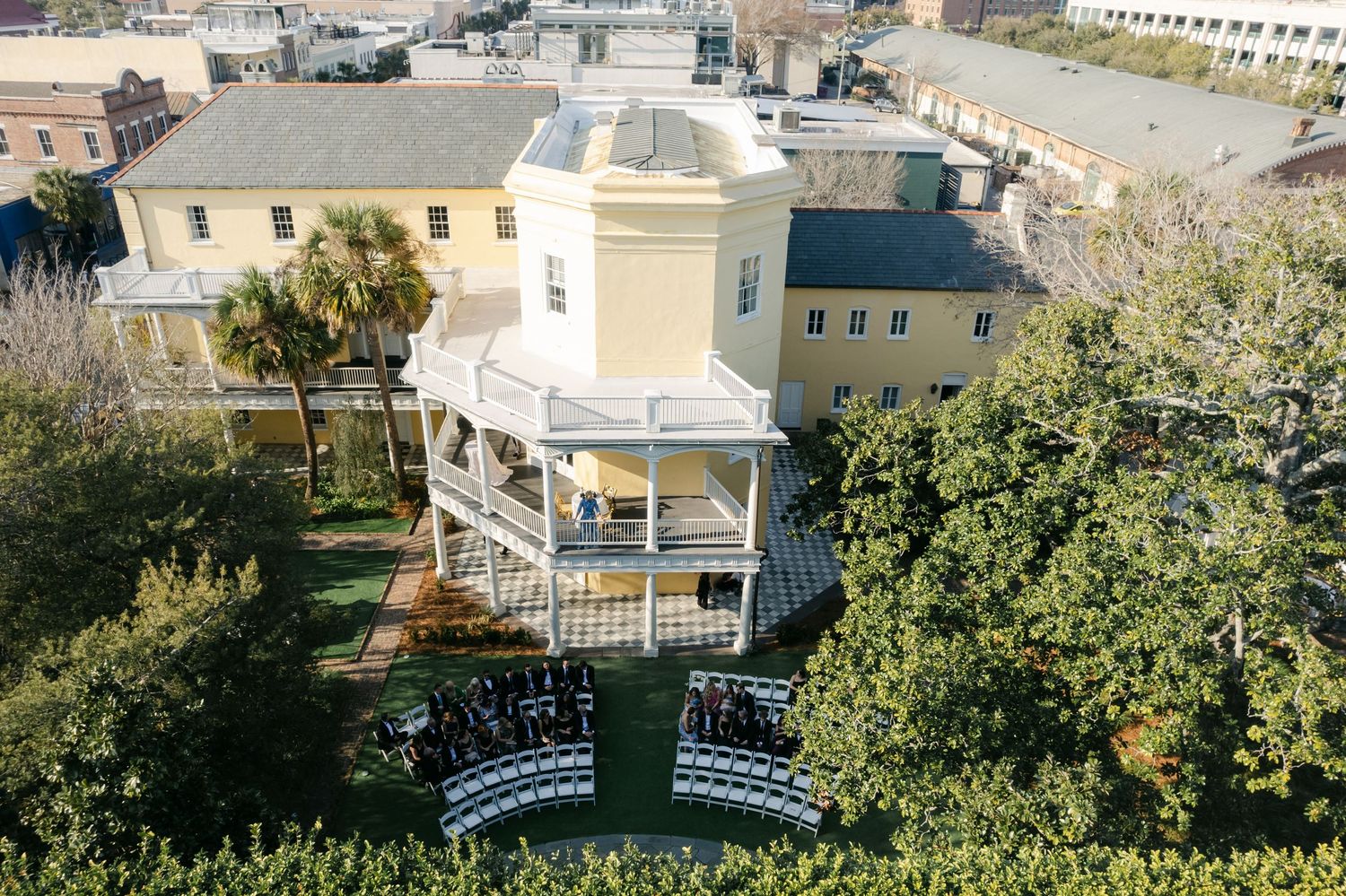 William Aiken House wedding photos from a top Charleston wedding photographer. See more timeless and candid wedding photos William Aiken