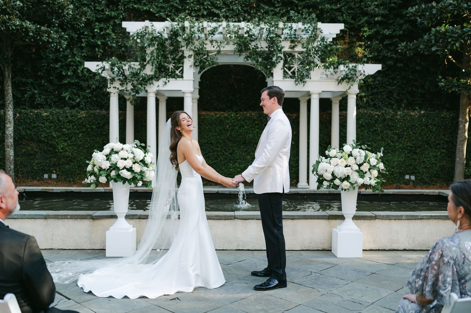 William Aiken House wedding photos from a top Charleston wedding photographer. See more timeless and candid wedding photos William Aiken