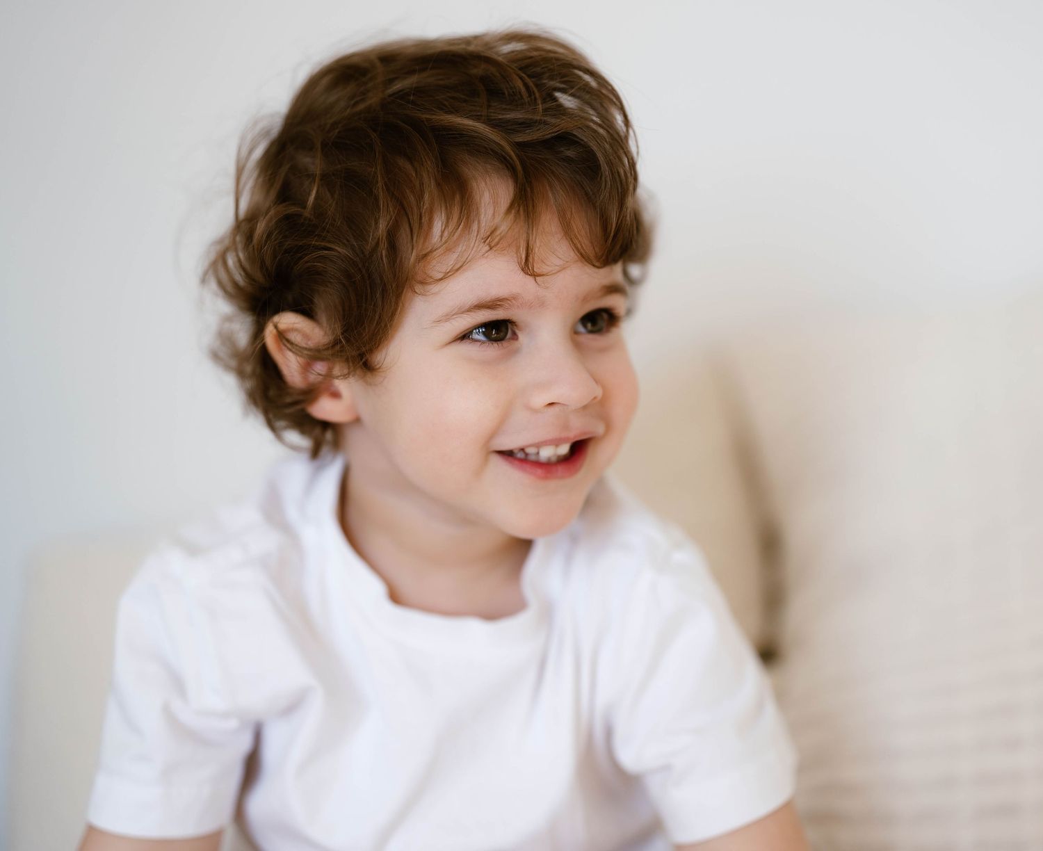 Sunshine Coast photography - family in home photography session - mini session - toddler photography