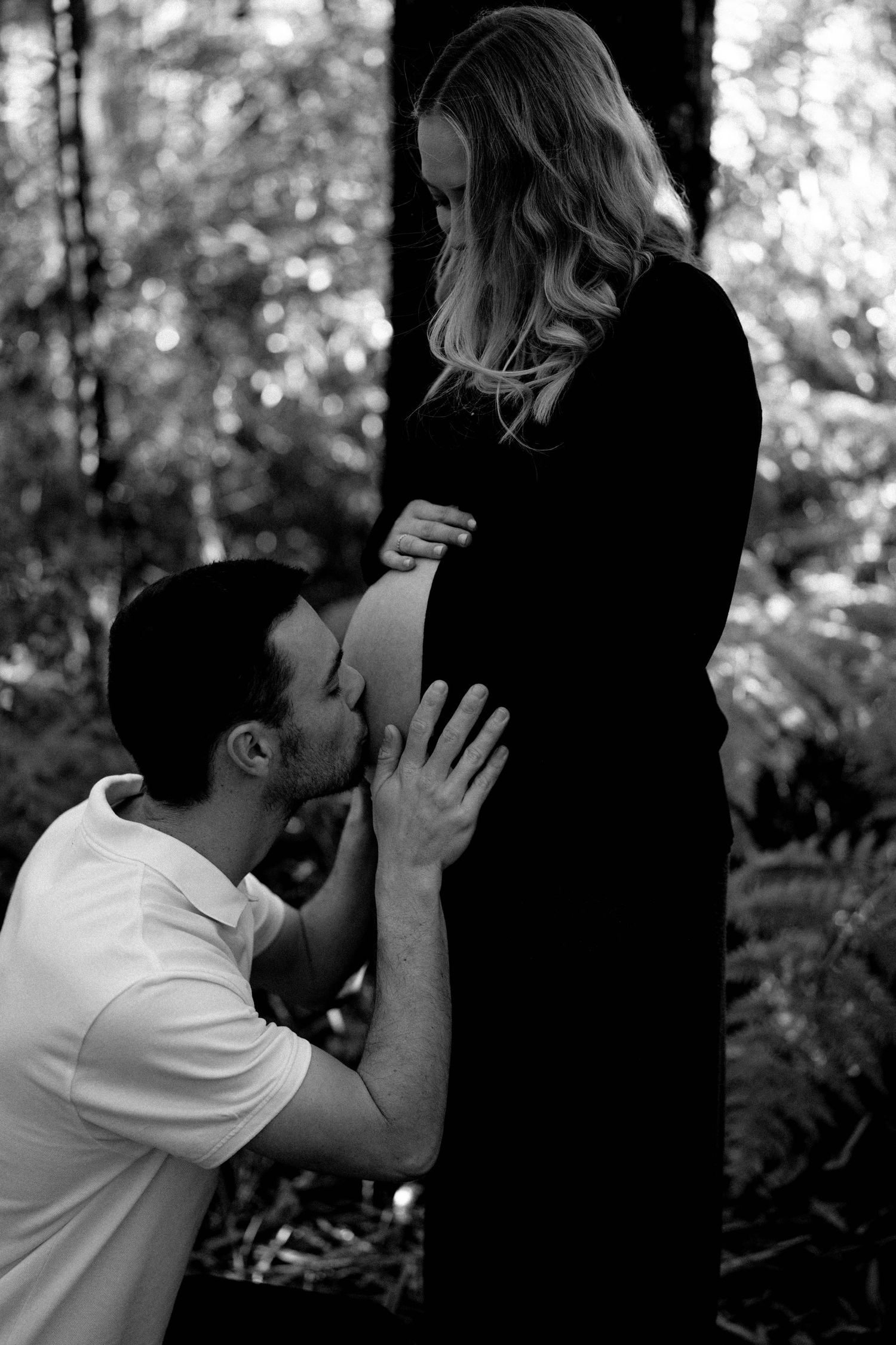 Sunshine Coast photography - outdoor maternity photography session - dad and baby bump