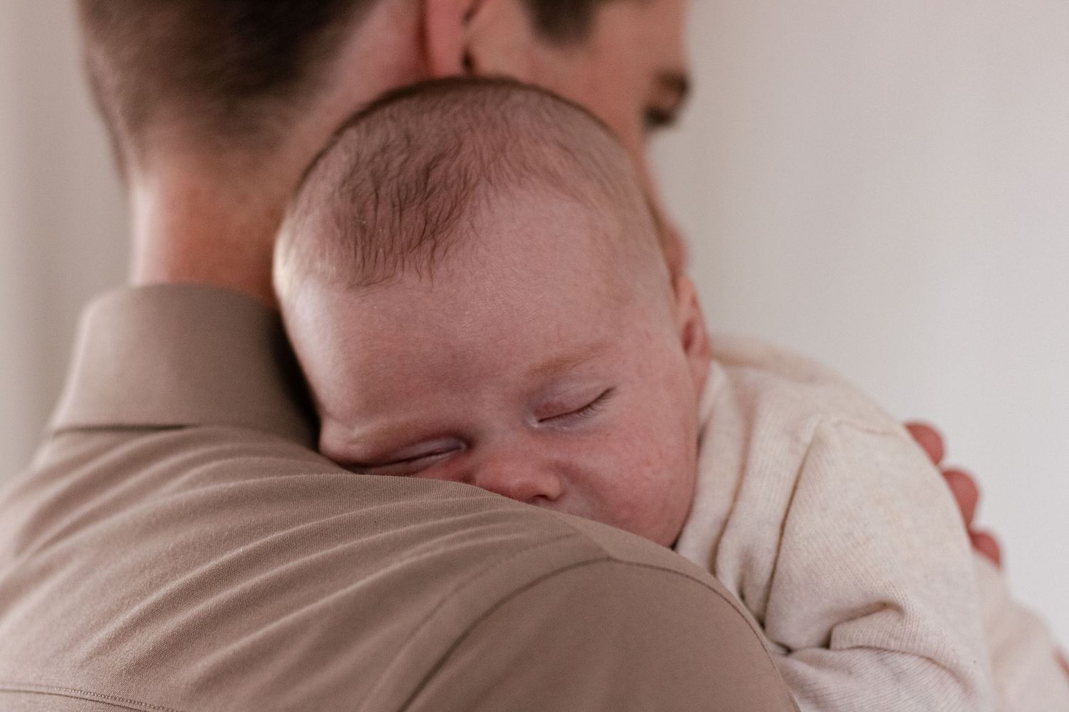 fotoshoot newborn baby familie delft stad centrum lifestyle fotograaf caja photography