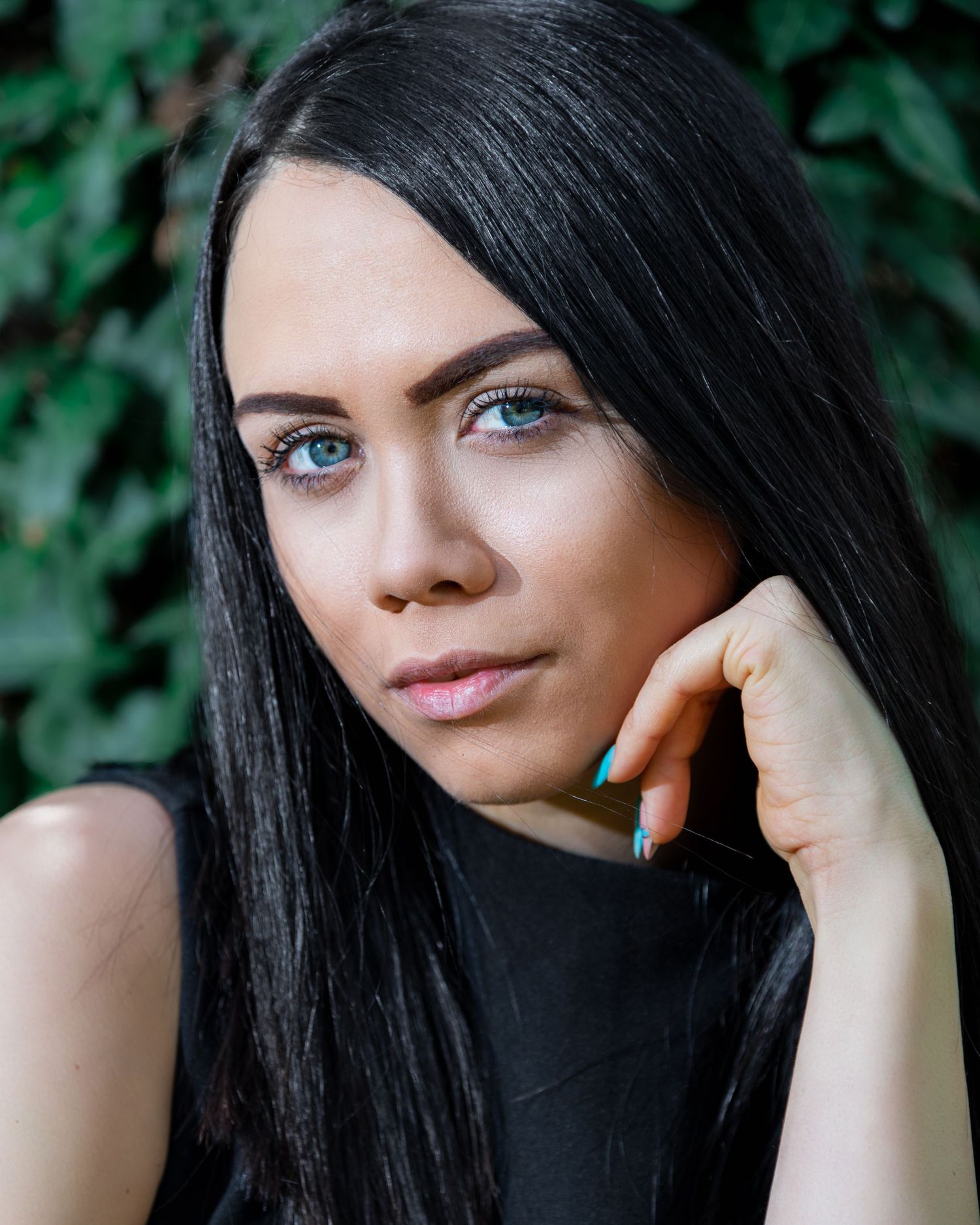 Timeless female portrait capturing emotion, beauty, and confidence