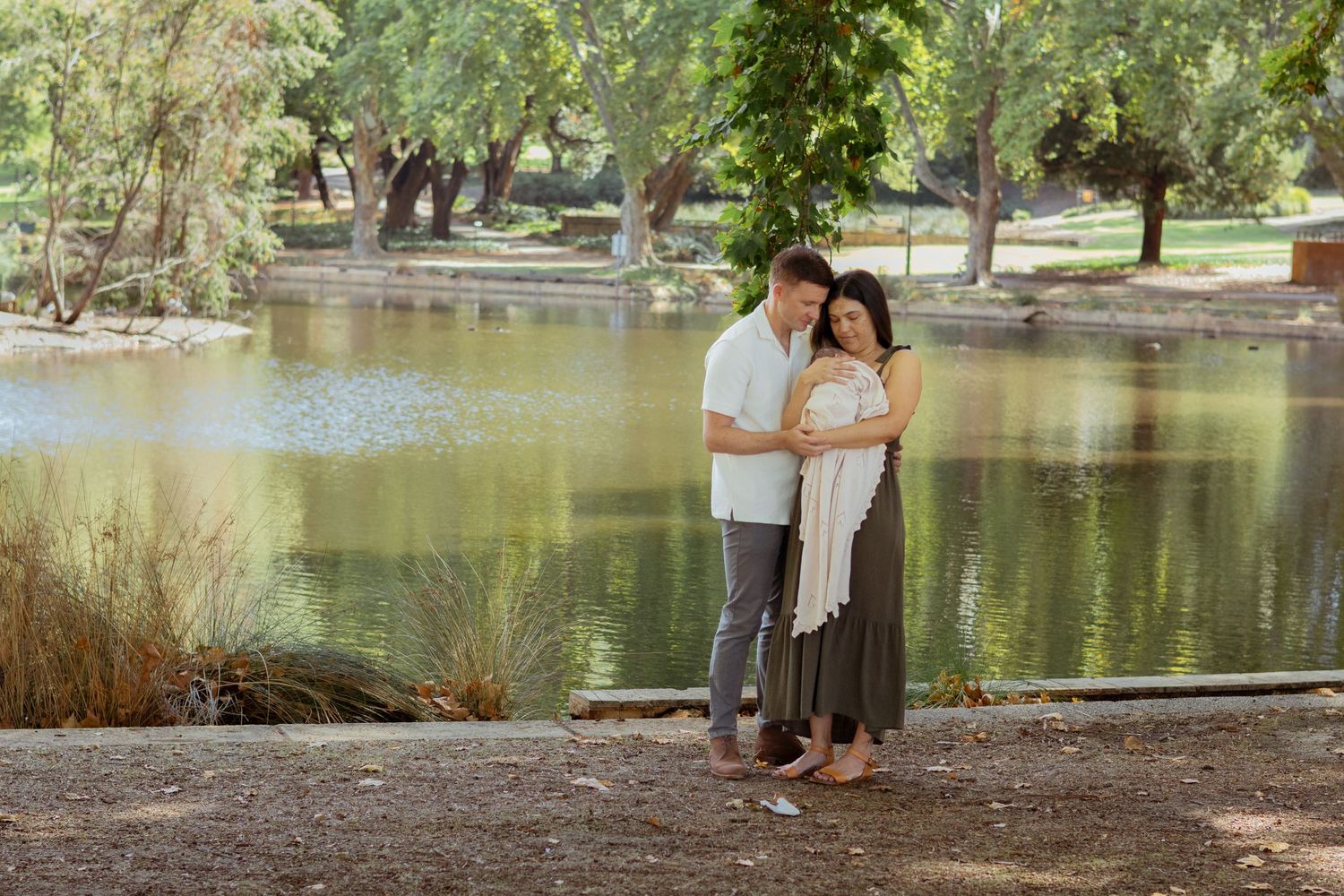 Hyde park newborn photoshoot