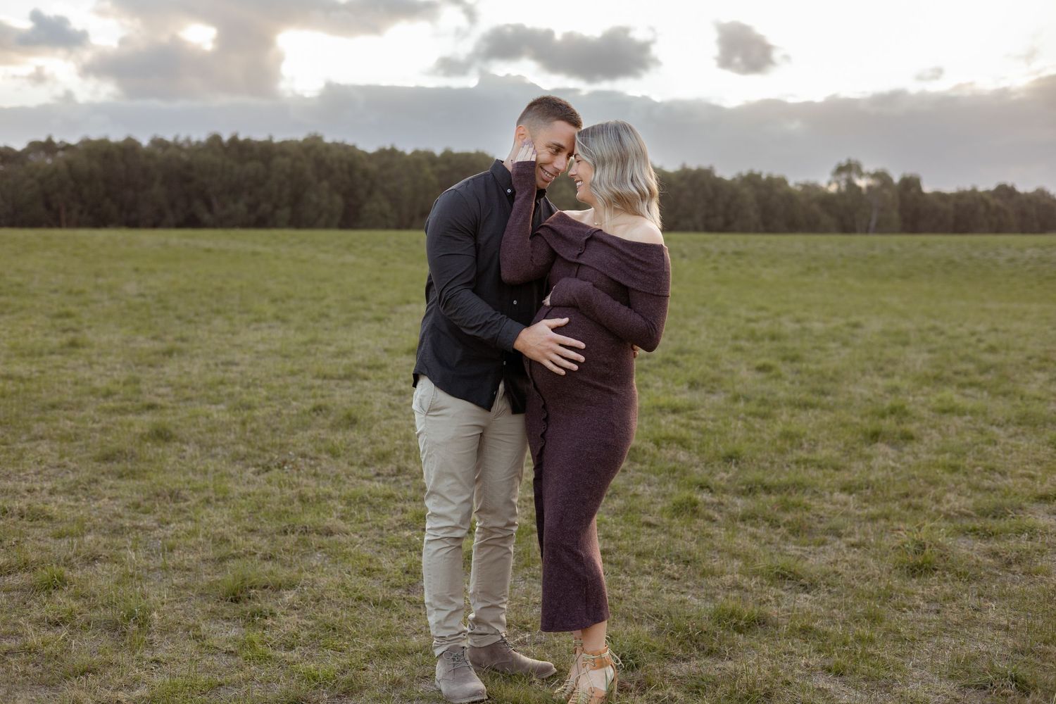 Perth pregnancy
Perth couple photoshoot
Perth maternity couple in field
Perth maternity field shoot