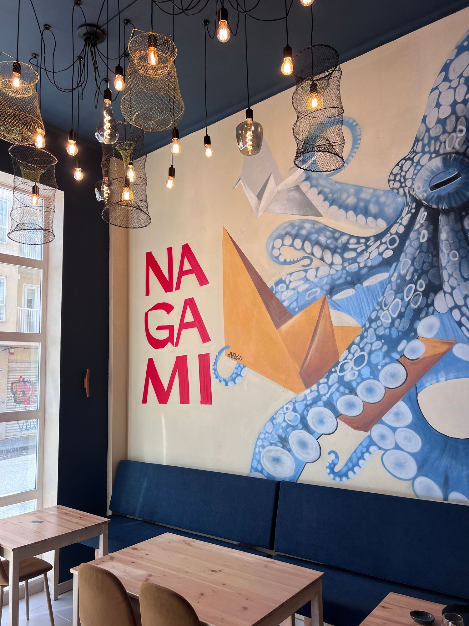 Peruvian-Japanese fusion restaurant. The Nikkei concept comes to Mallorca thanks to Nagami in the Santa Catalina neighbourhood.
