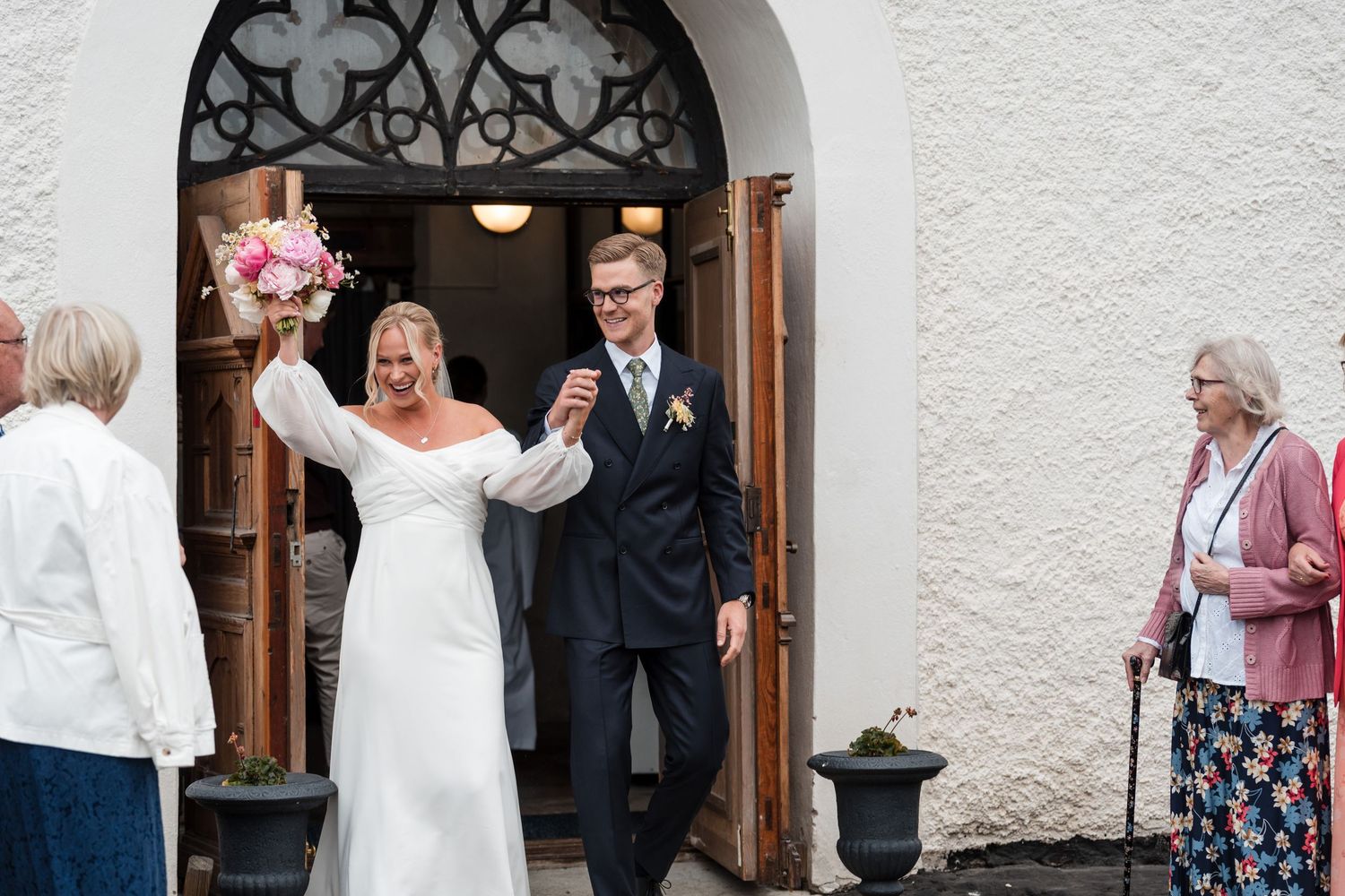 A series of wedding photos showing guests arriving and gathering outside a white church entrance.