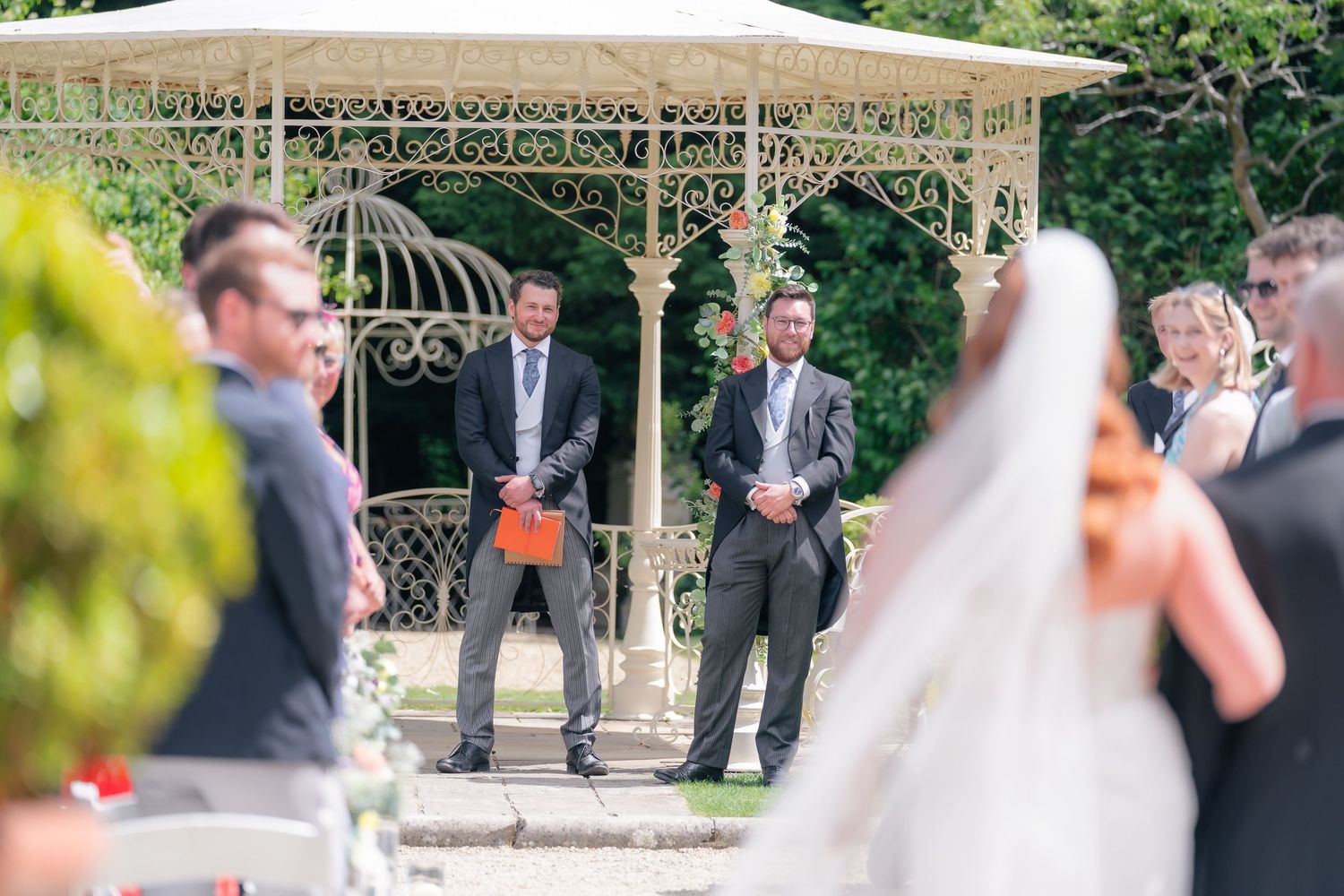 Emotional moments during the ceremony, captured discreetly with a documentary-style approach.
