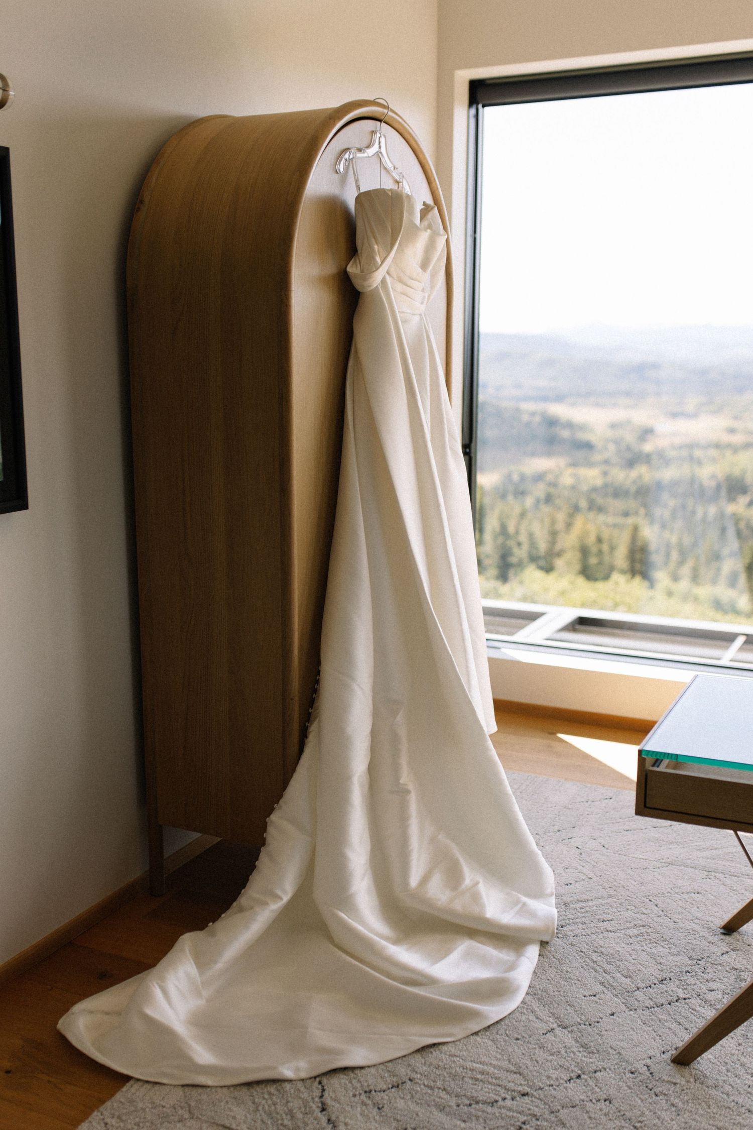 wedding dress