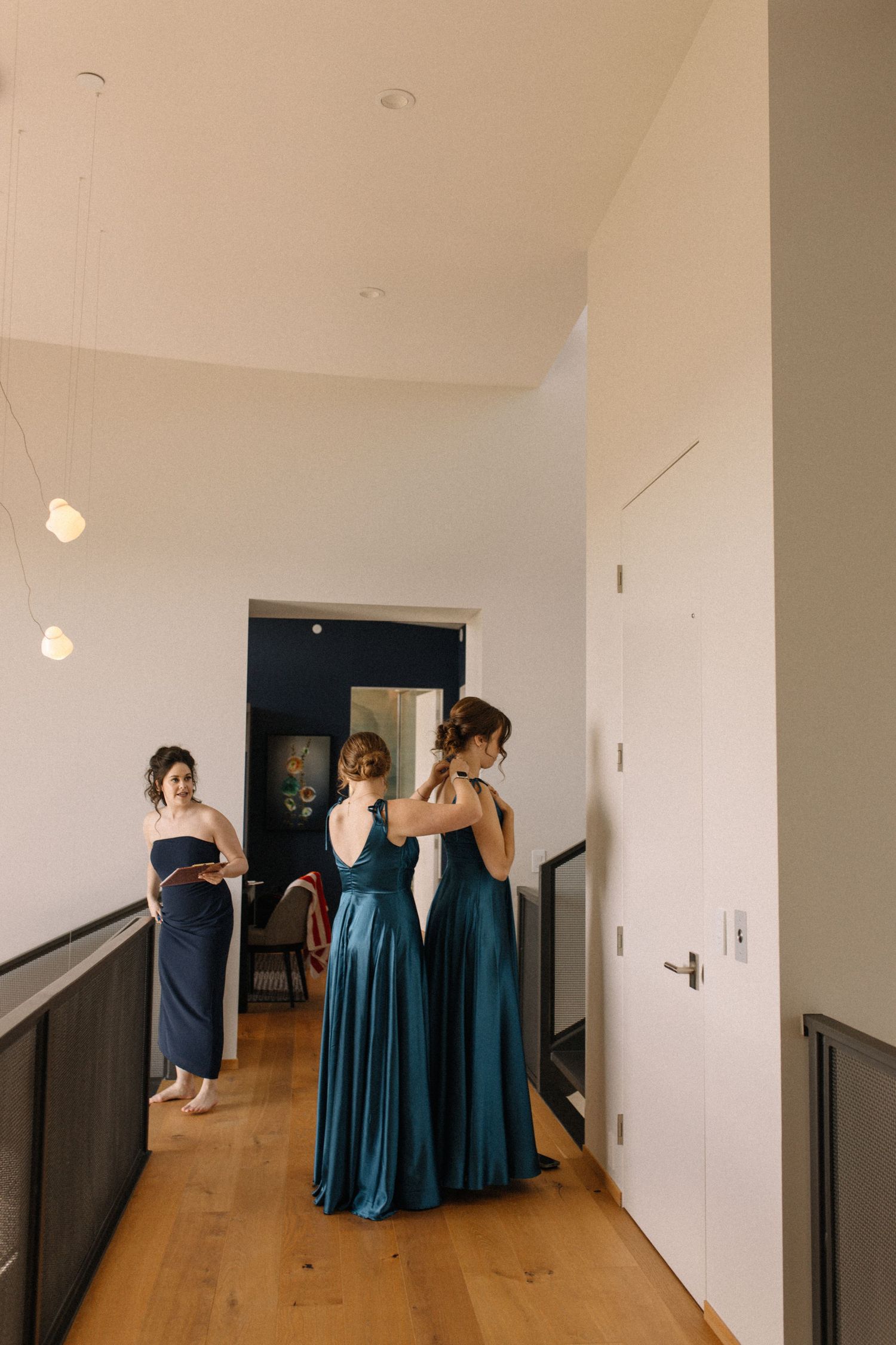 brides maids getting ready
