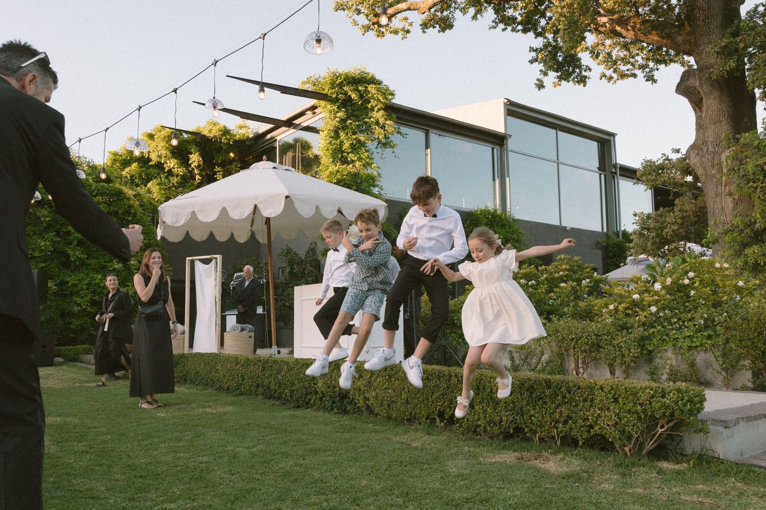 Timeless, sexy, and editorial wedding photography from Cape Town at Johannesdal.1207.masterful planning by Kiona Events with Fleurlecordeur