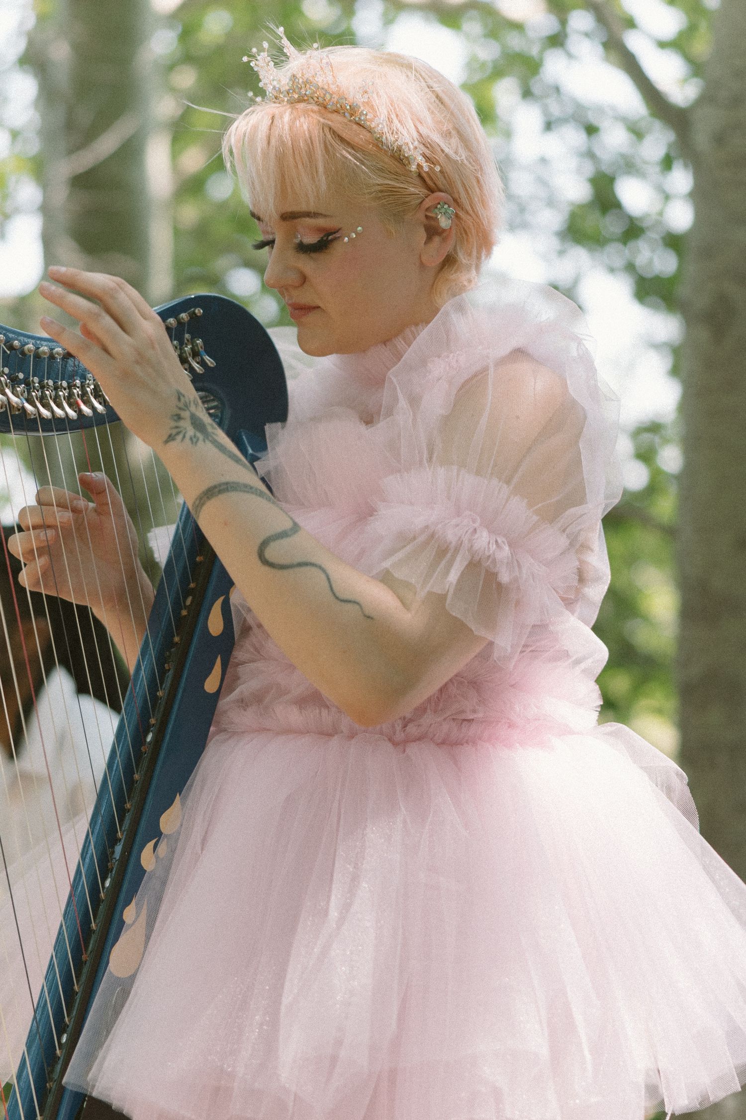 Dylan Lewis Sculpture Garden, ANNE MANN, Ayeh K,Brad Jackson, Fleur le Cordeur, makeup by Algria, Cape Town wedding photohrapher