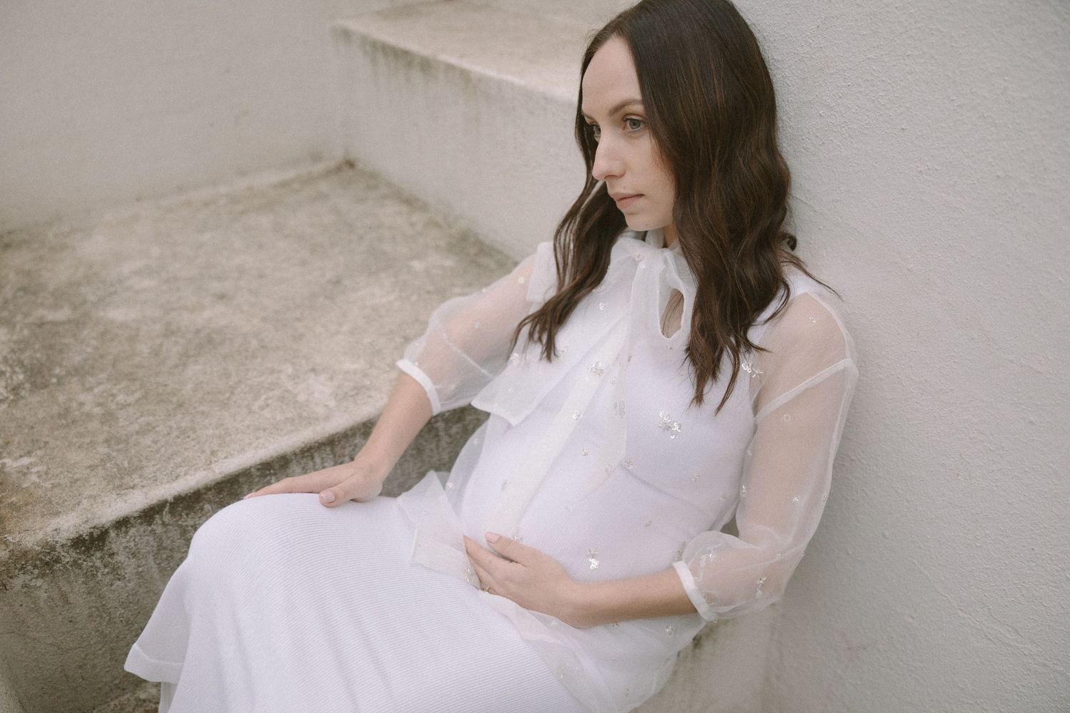Timeless and editorial pregnancy photography from Cape Town. Refined, elegant imagery that feels as good as it looks STIL_ Wanderlus Kyknet