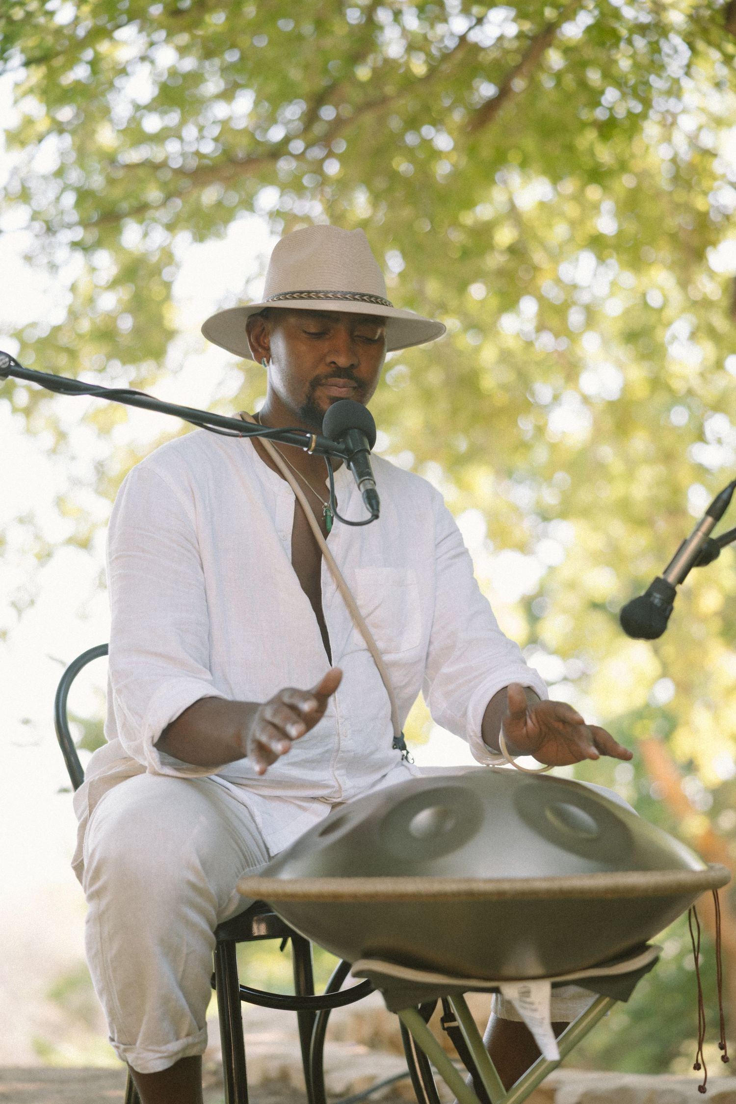 Dylan Lewis Sculpture Garden, ANNE MANN, Ayeh K,Brad Jackson, Fleur le Cordeur, makeup by Algria, Cape Town wedding photohrapher