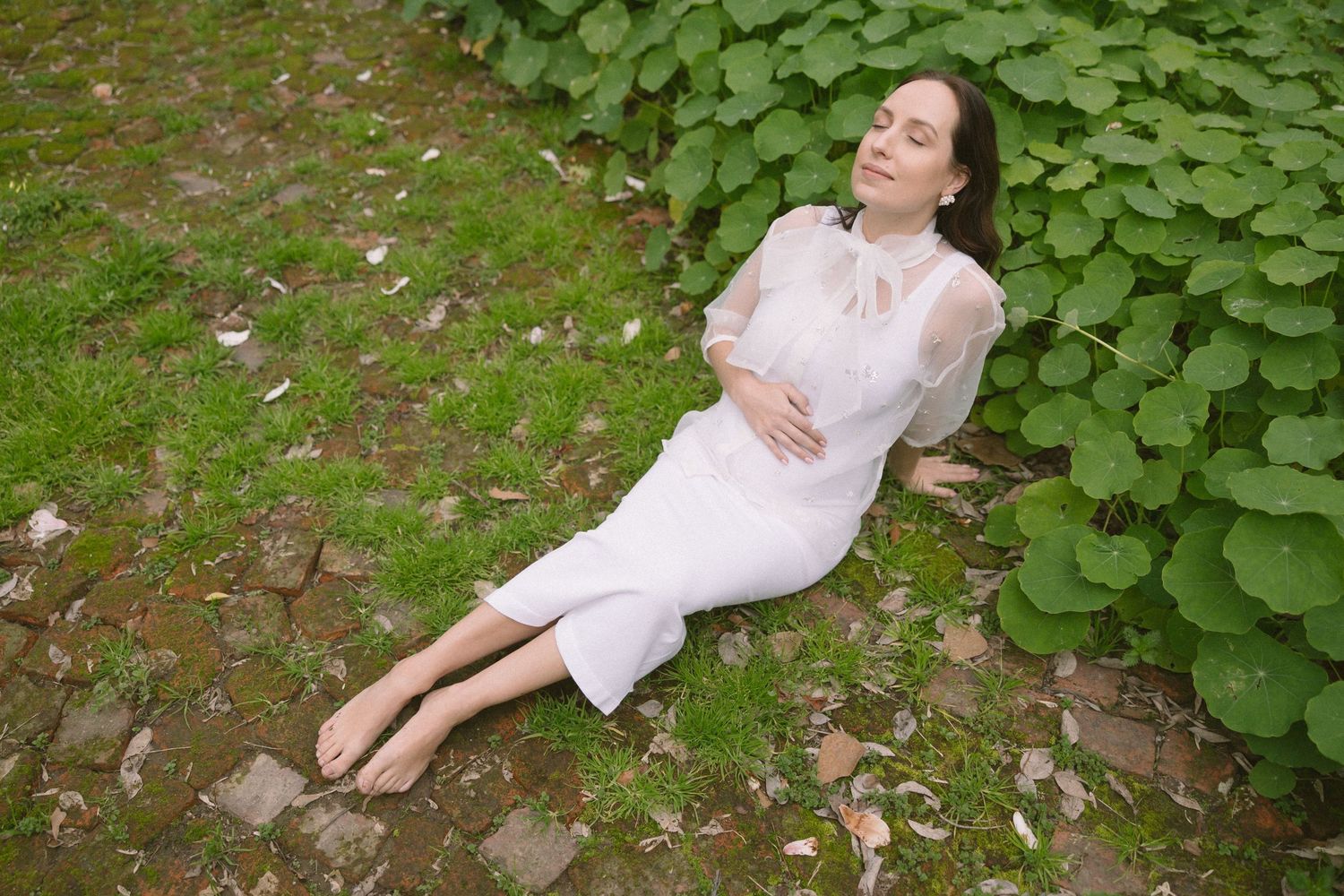 Timeless and editorial pregnancy photography from Cape Town. Refined, elegant imagery that feels as good as it looks STIL_ Wanderlus Kyknet