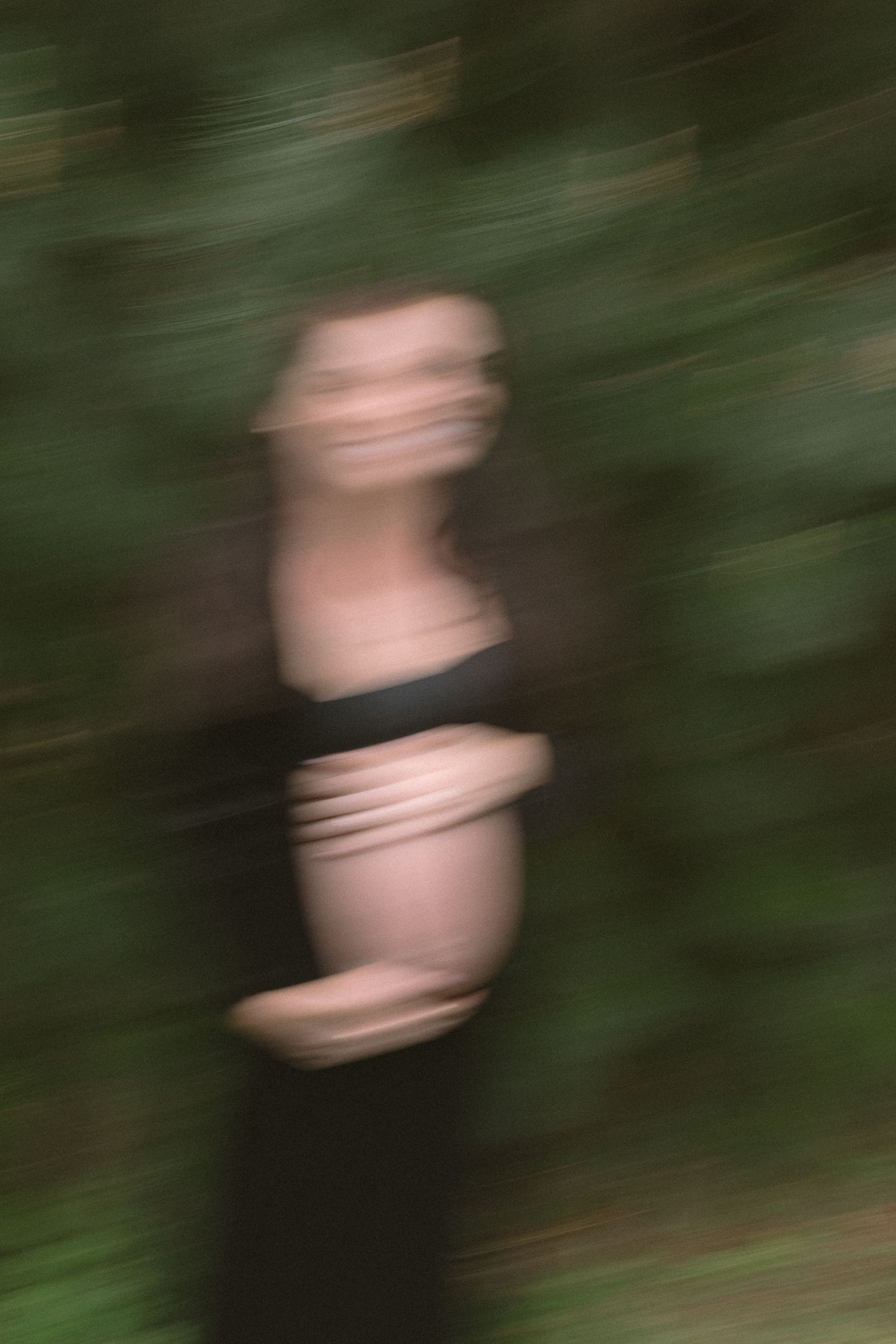Timeless and editorial pregnancy photography from Cape Town. Refined, elegant imagery that feels as good as it looks STIL_ Wanderlus Kyknet