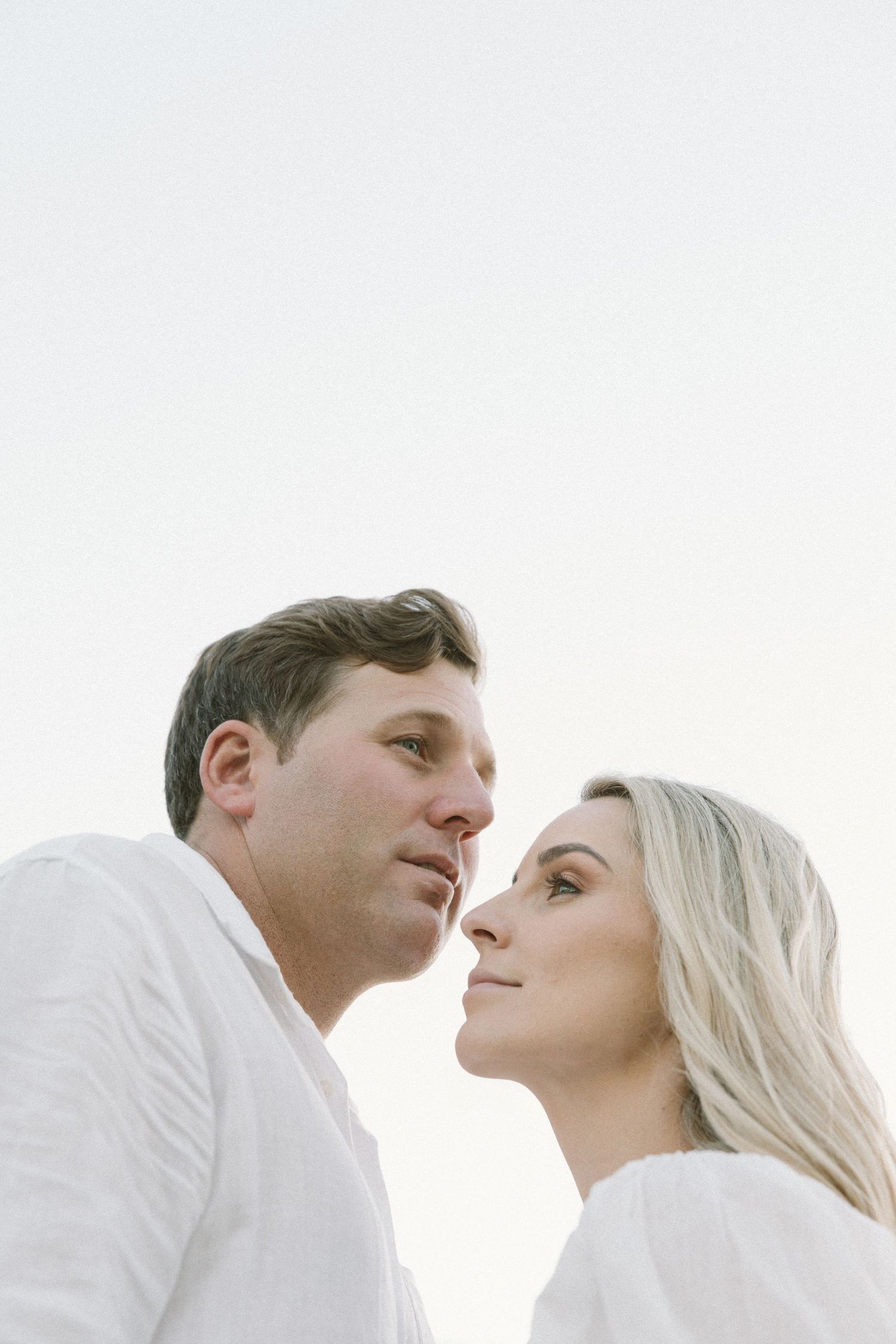 Timeless and editorial pregnancy photography from Cape Town. Refined, elegant imagery that feels as good as it looks STIL_