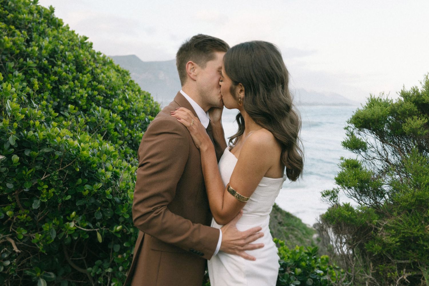 Intimate coastal wedding in Hermanus with timeless style, ocean views, and classic details captured by STIL_ cape town wedding photographers