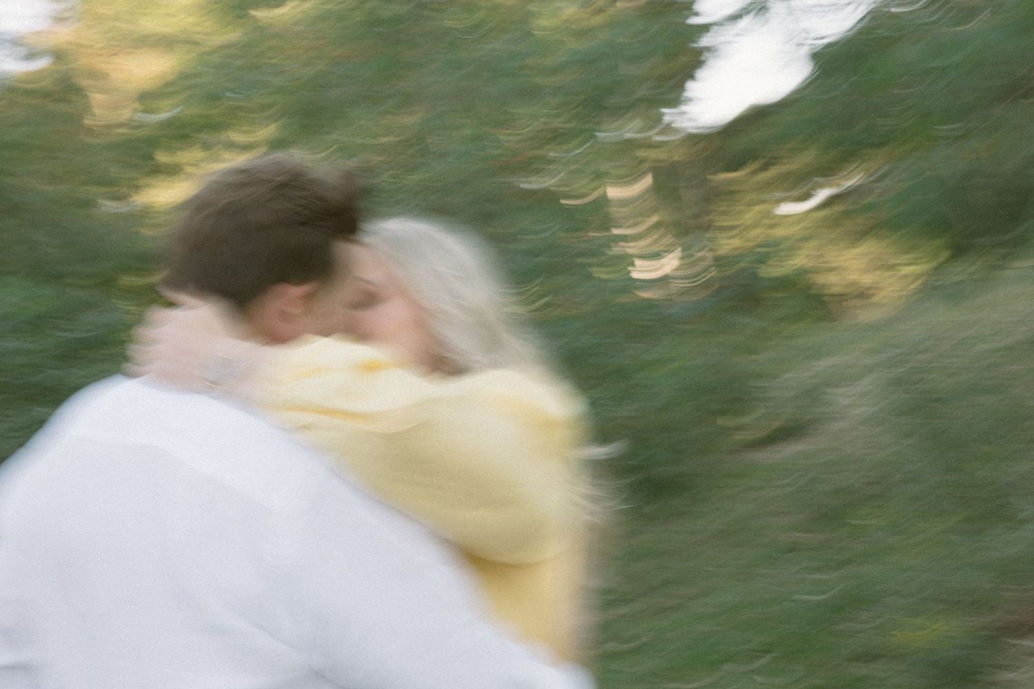 Timeless and editorial pregnancy photography from Cape Town. Refined, elegant imagery that feels as good as it looks STIL_