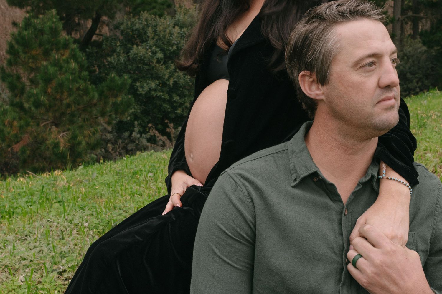 Timeless and editorial pregnancy photography from Cape Town. Refined, elegant imagery that feels as good as it looks STIL_ Wanderlus Kyknet