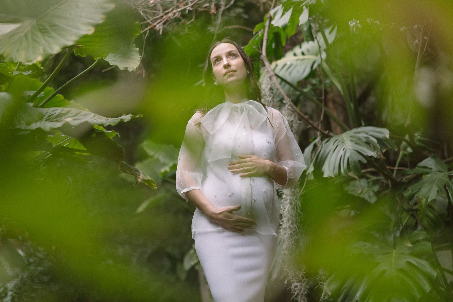 Timeless and editorial pregnancy photography from Cape Town. Refined, elegant imagery that feels as good as it looks STIL_ Wanderlus Kyknet