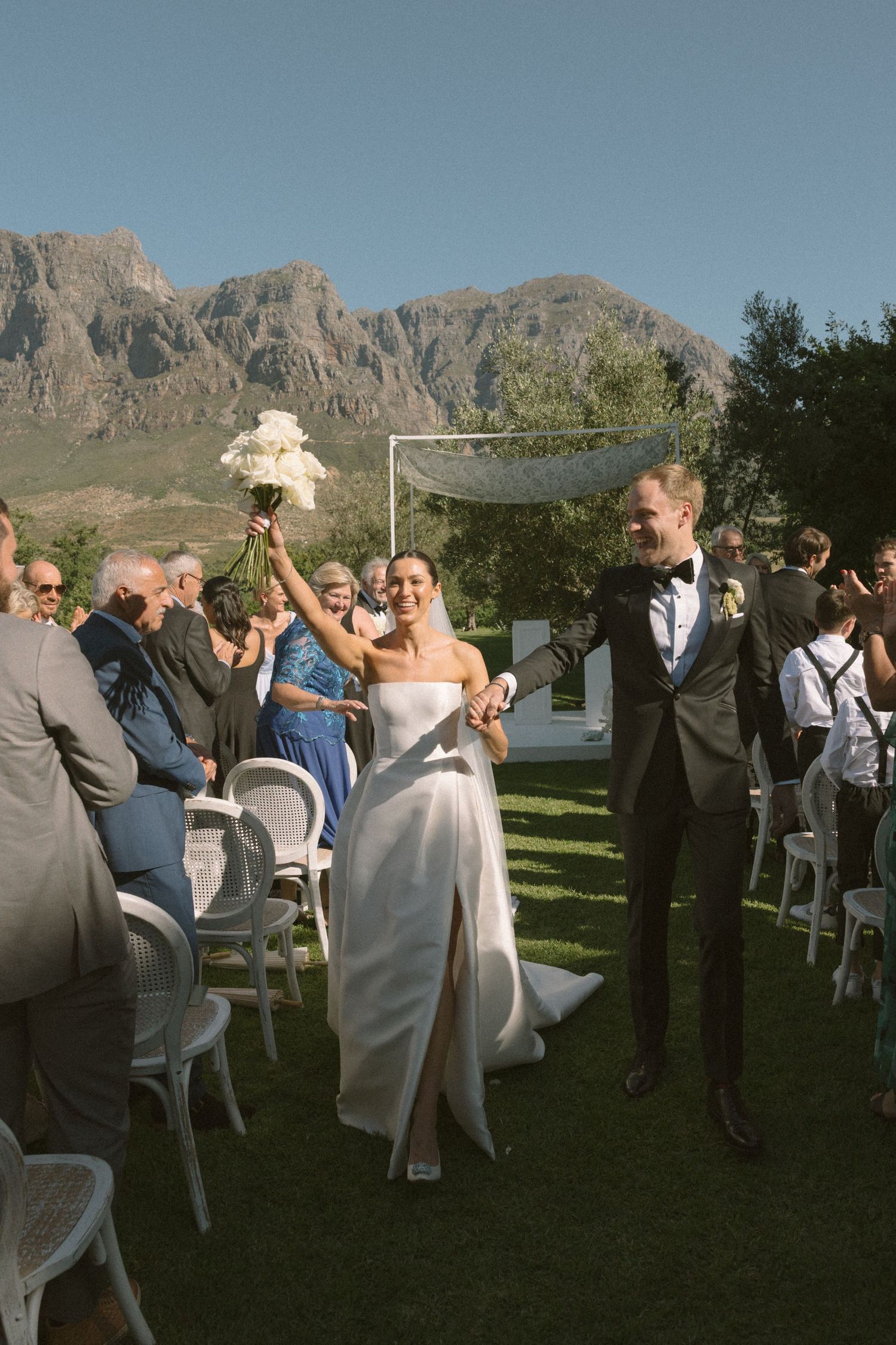 Timeless, sexy, and editorial wedding photography from Cape Town at Johannesdal.1207.masterful planning by Kiona Events with Fleurlecordeur