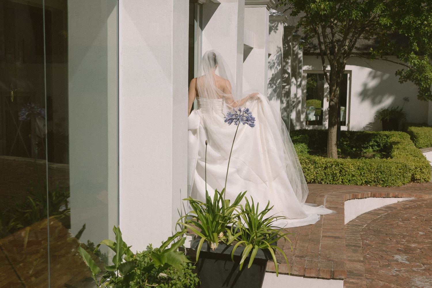 George & Alexa’s timeless wedding at The Forum at Embassy Hill with a sacred ceremony at St George’s Cathedral and florals by Fleur le Corde