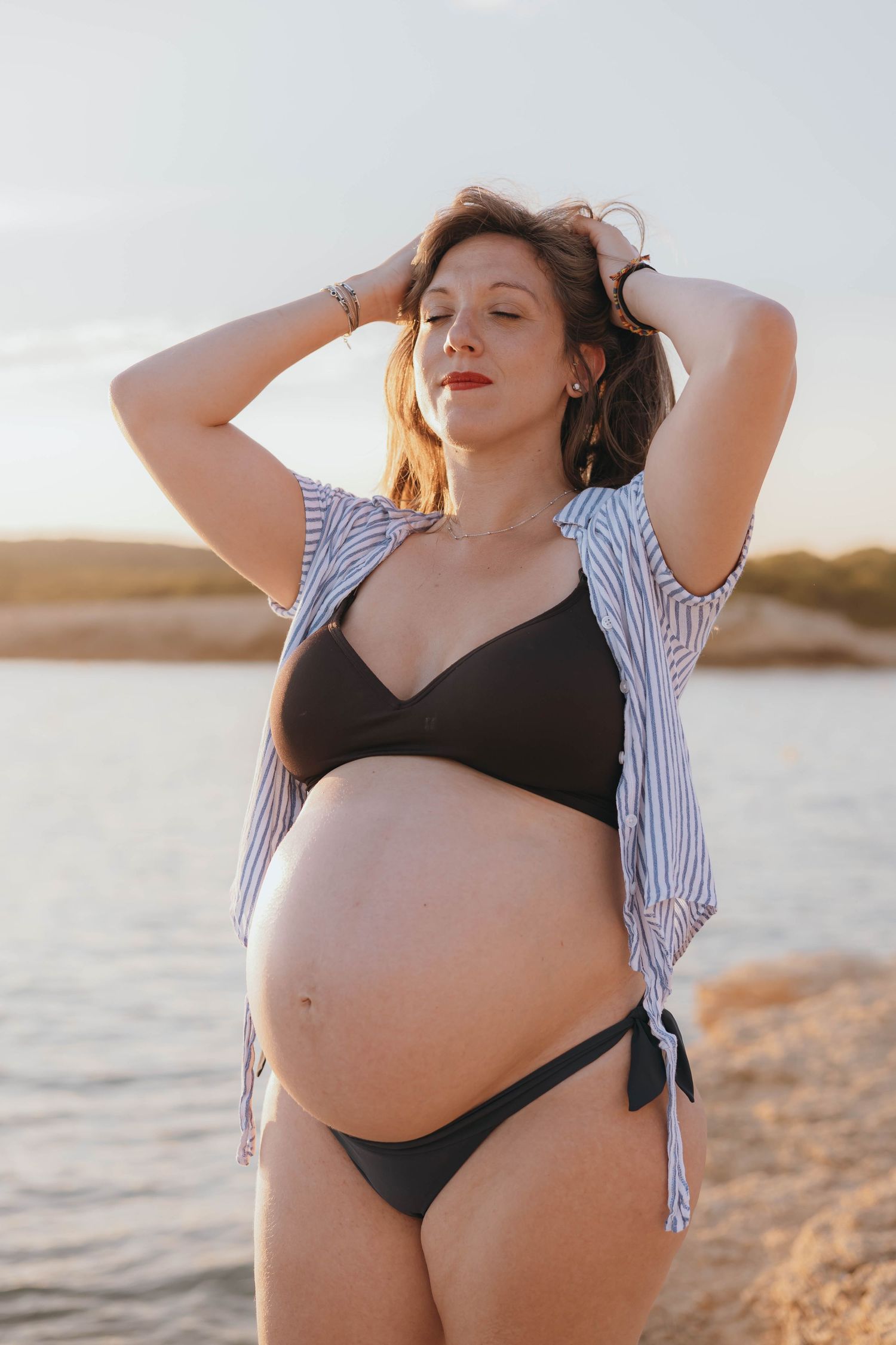 shooting photo grossesse en Provence en extérieur