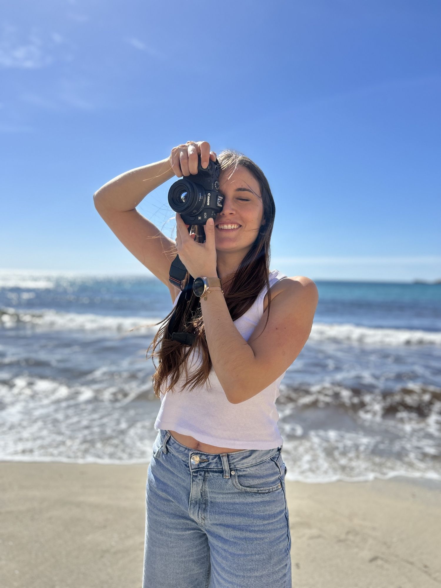 Photographe grossesse Marignane, shooting grossesse en extérieur dans les Bouches-du-Rhône en Provence PACA
