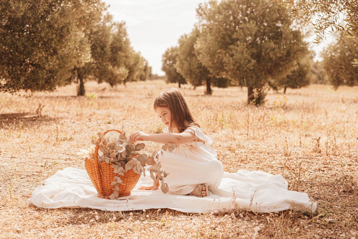 Photographe à Marignane, shooting famille, naissance portrait en extérieur dans les Bouches-du-Rhône en Provence PACA